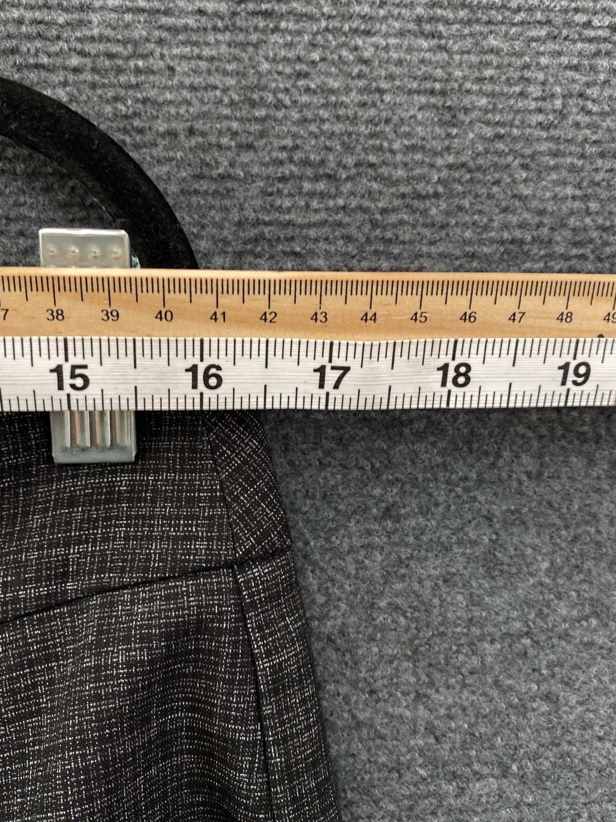 Product photograph [circular:90598aa22556a534]