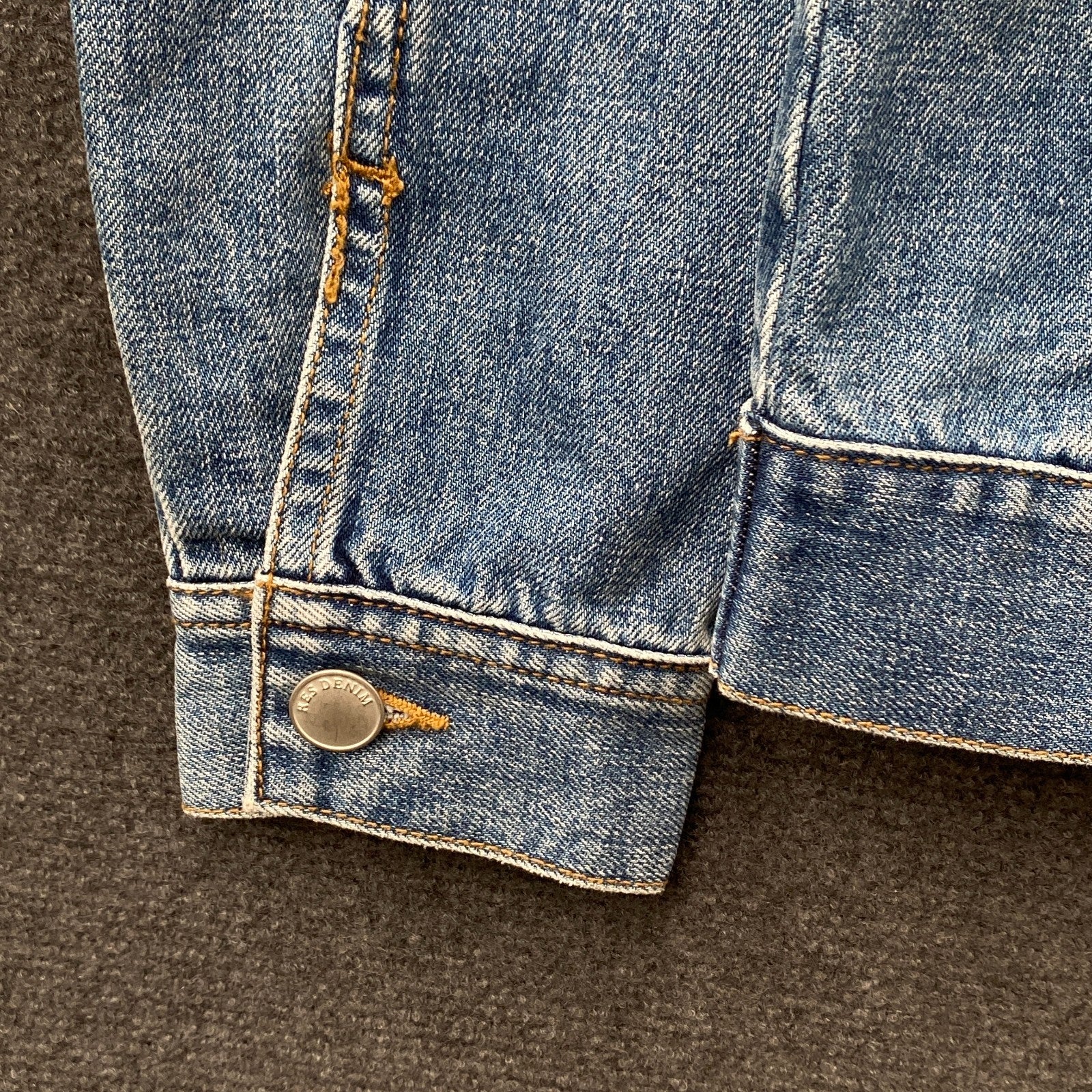 Product photograph [circular:0ac968515c81e8c5]