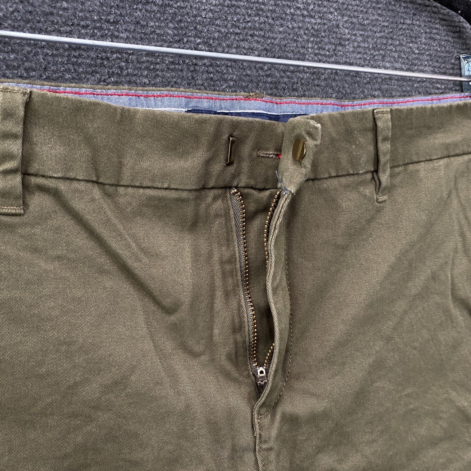 Product photograph [circular:98ad7487b6f2ec4e]