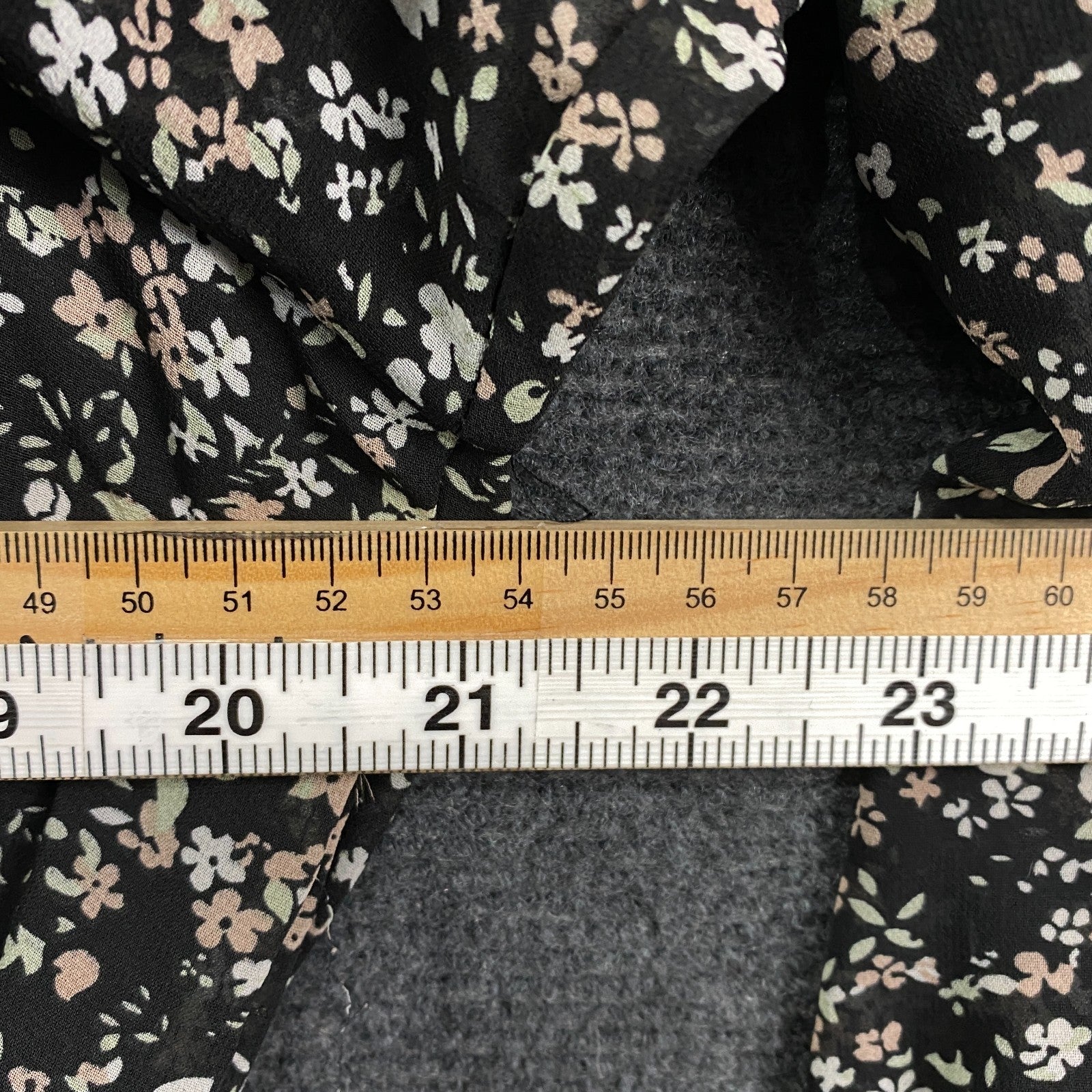 Product photograph [circular:01325d5c2bcf67f3]