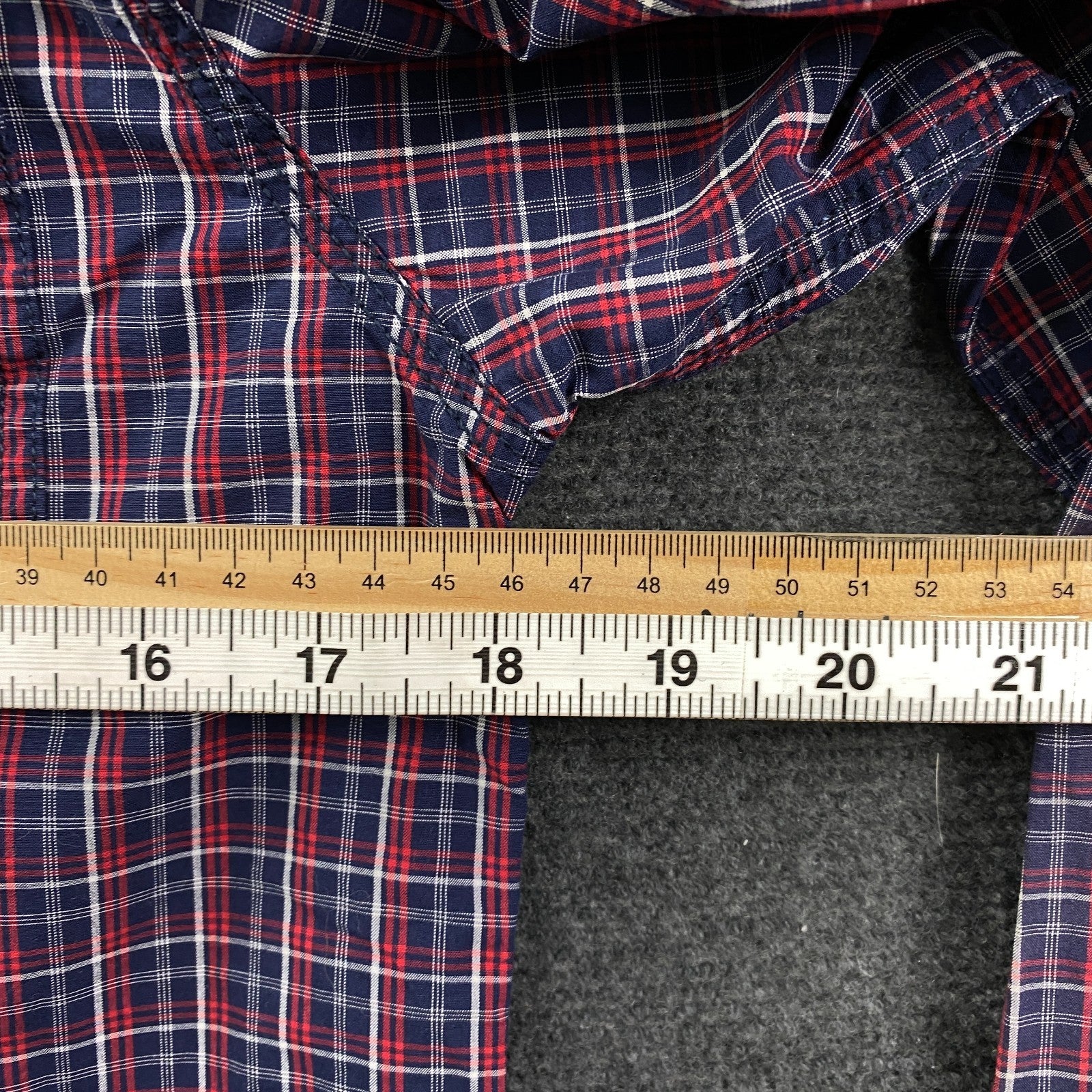 Product photograph [circular:8c4472527b7b3f6c]
