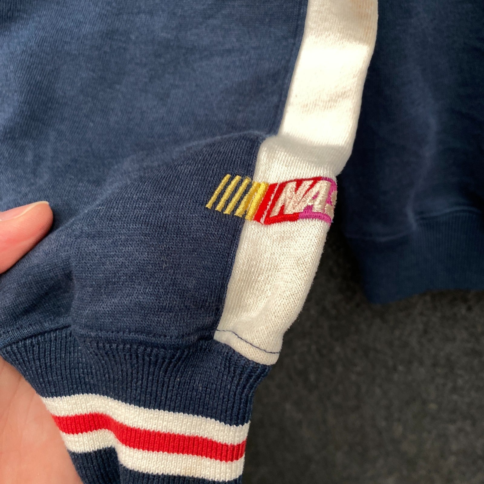 Product photograph [circular:b0f984db58b4191f]
