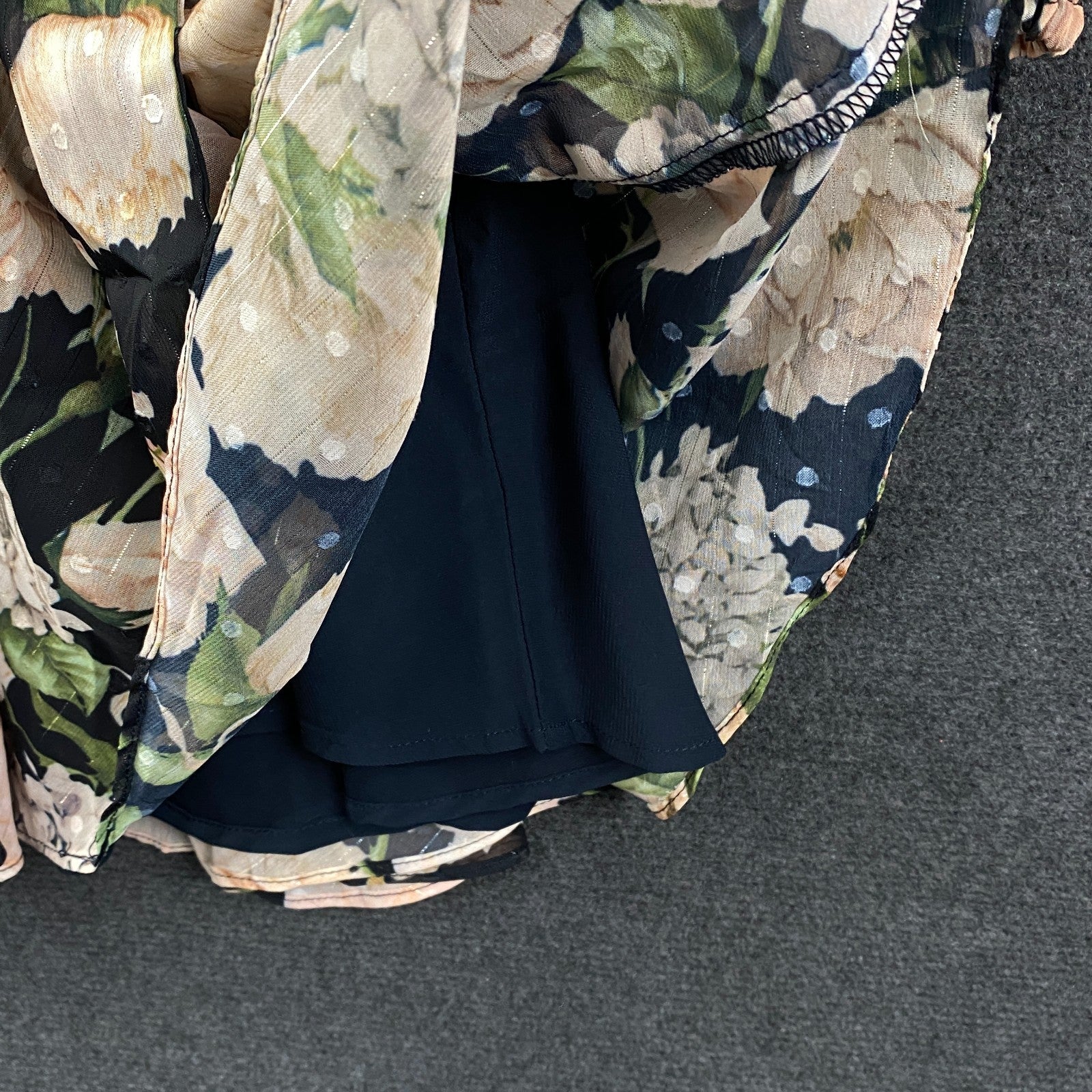 Product photograph [circular:233ff177828b2e6a]