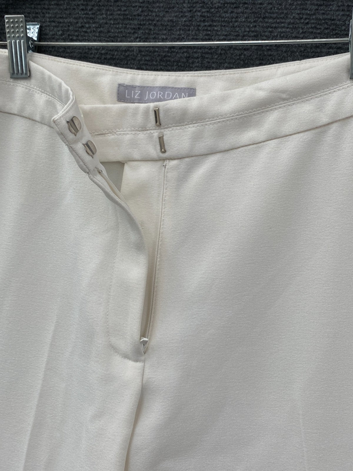 Product photograph [circular:dc02ba531af86140]
