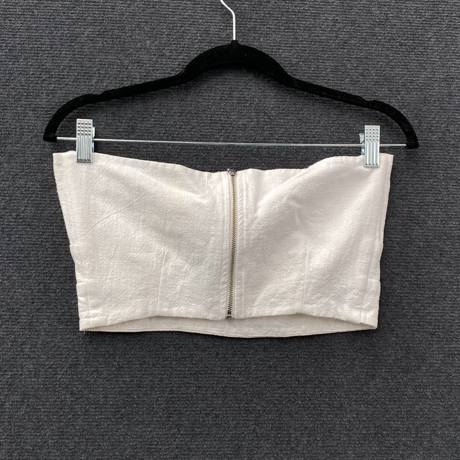 Product photograph [circular:9b62f8d6542303f0]