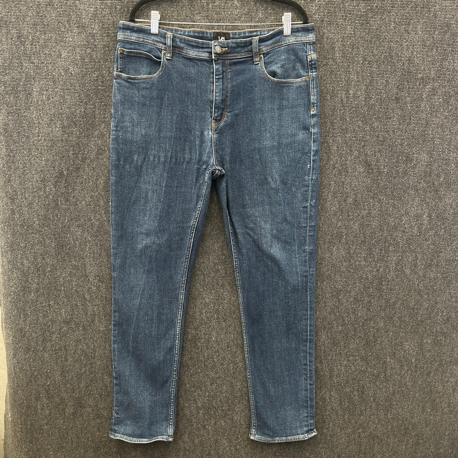 Product photograph [circular:cf0df0aa7860d91c]