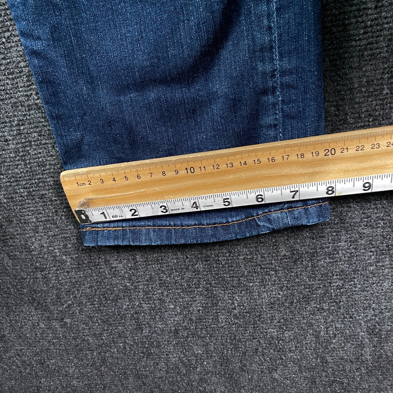 Product photograph [circular:68de4d6e03c0f59f]