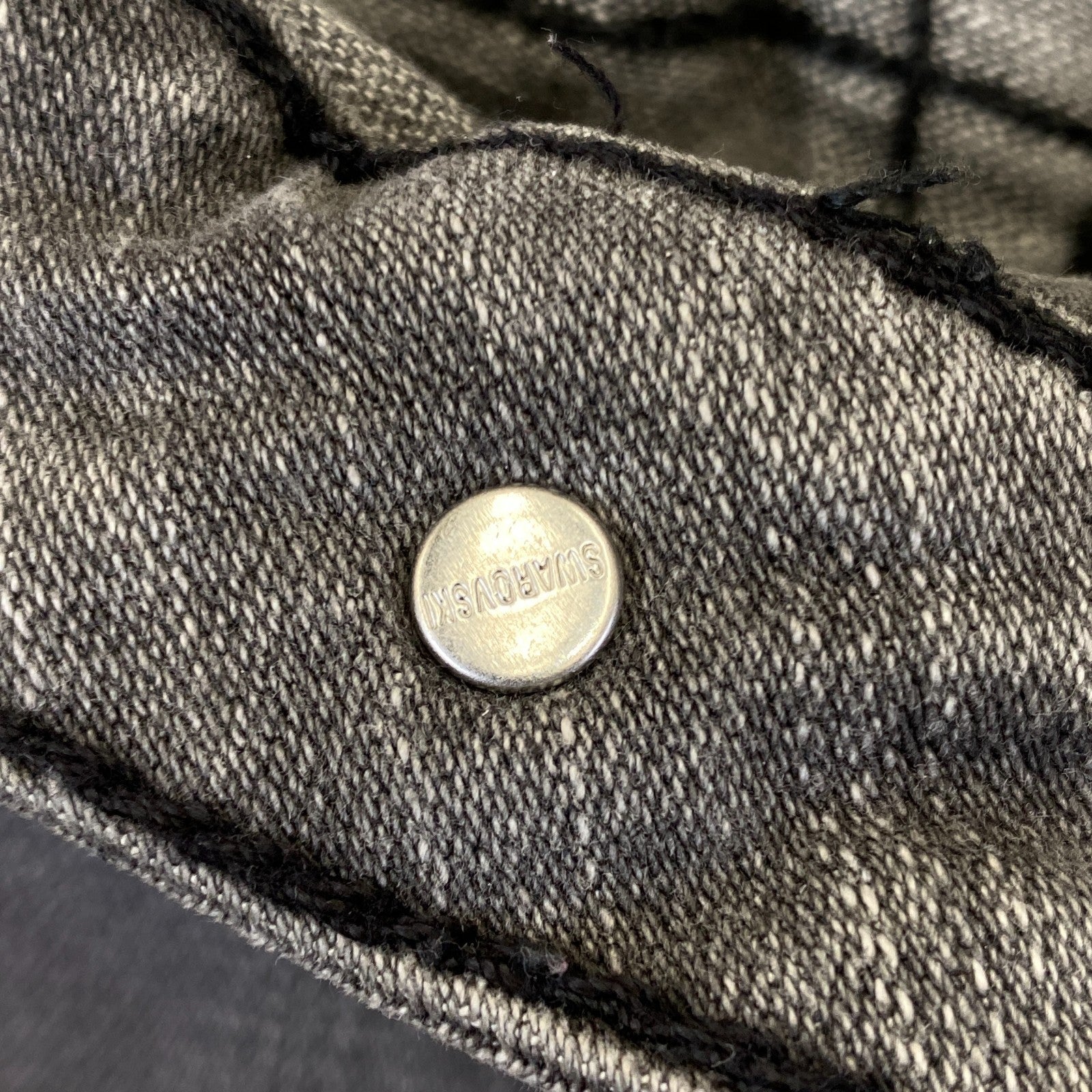 Product photograph [circular:bc0d67d4b6a88792]