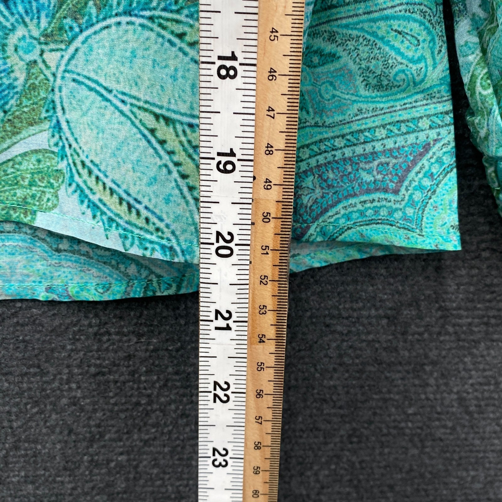 Product photograph [circular:a22ae16f0df36440]