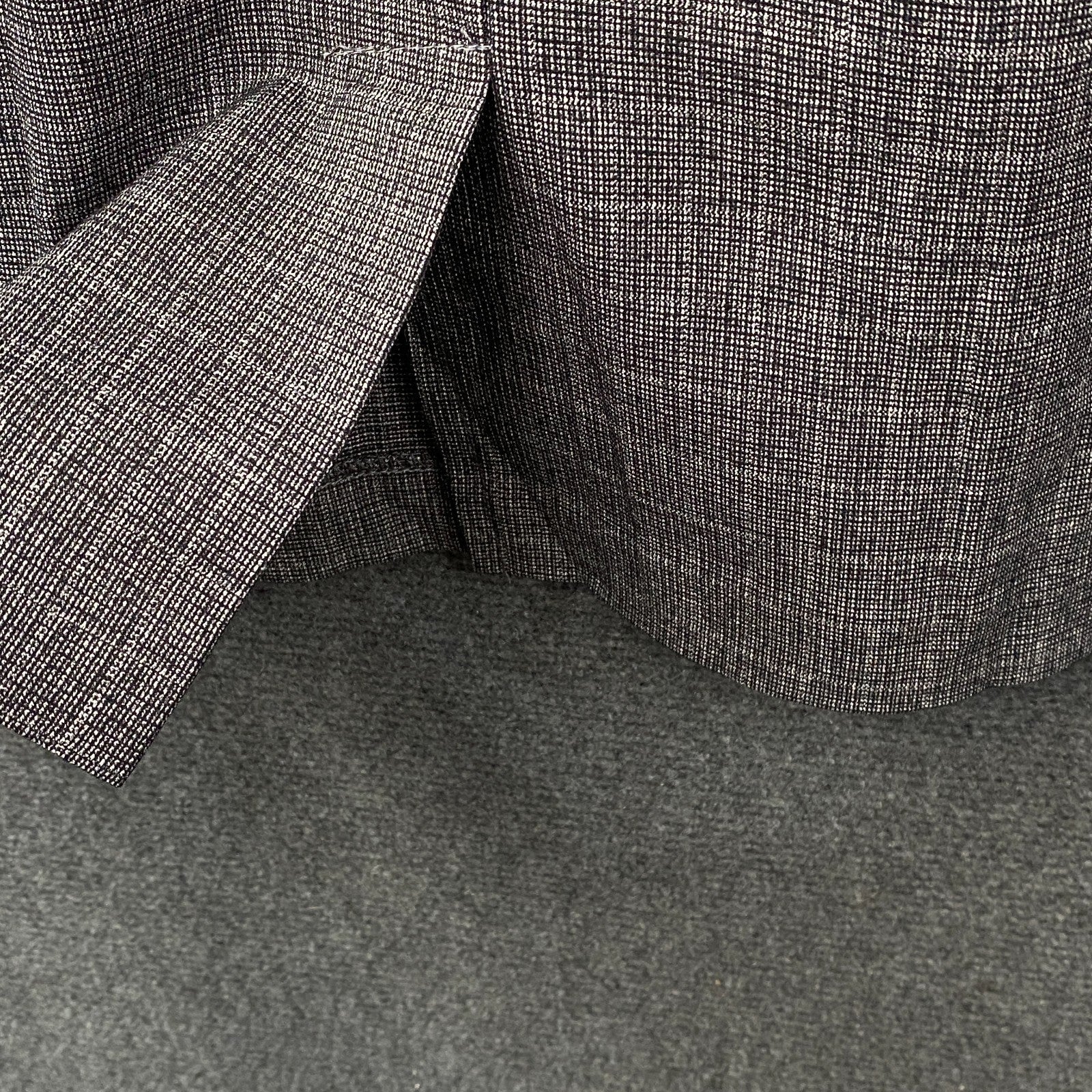 Product photograph [circular:db5bbbf0ace33913]