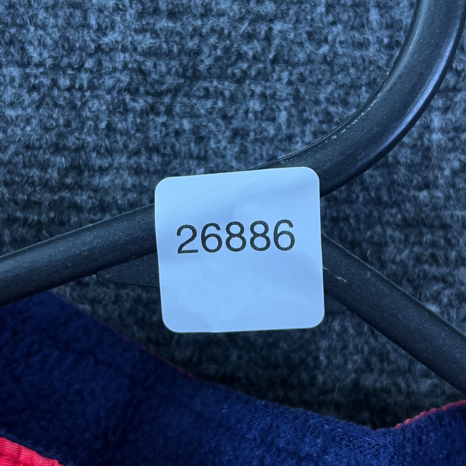 Product photograph [circular:49db4f9733f467eb]