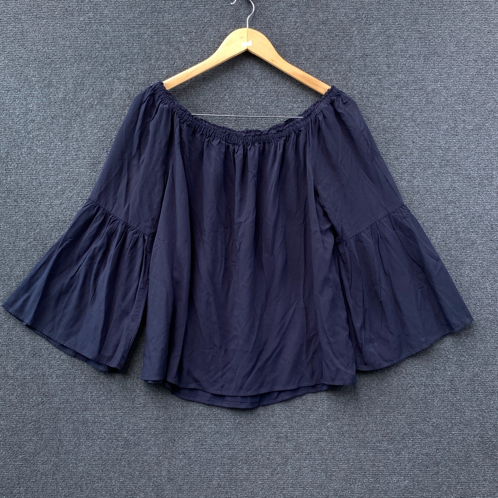 Product photograph [circular:b96c47f5ad06dd32]