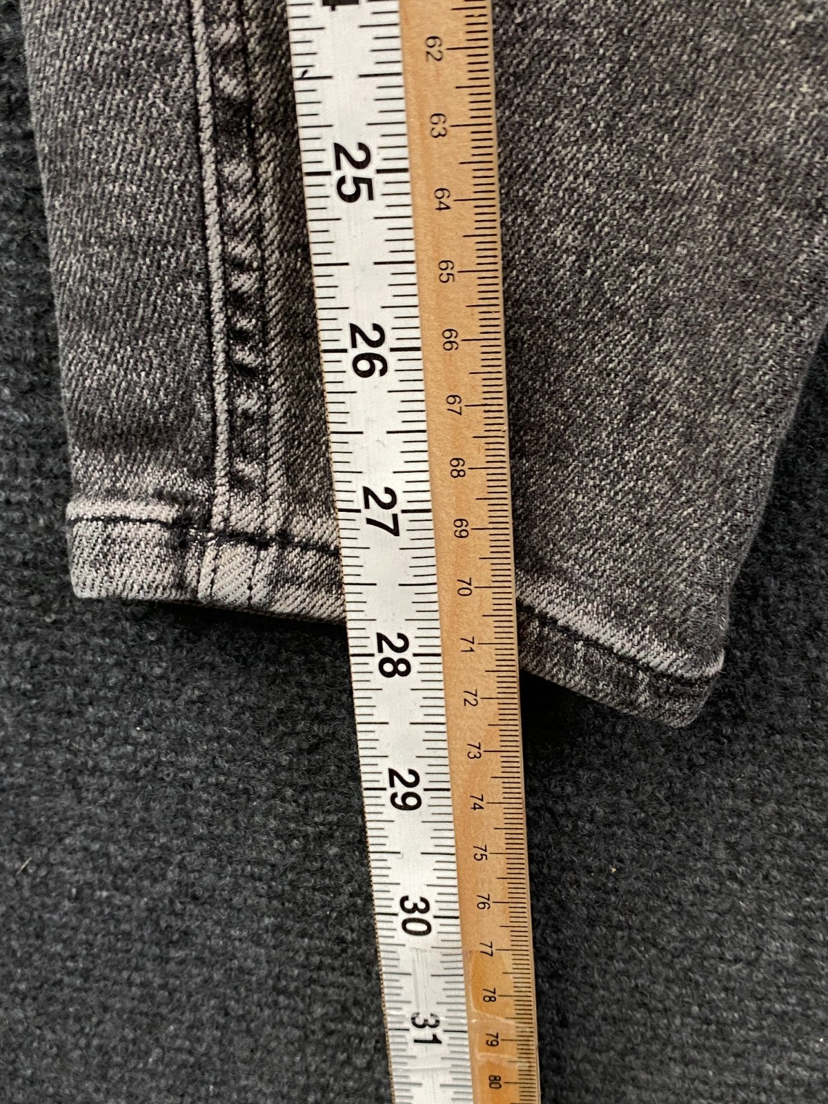 Product photograph [circular:1f8f7a031cf1f8b7]