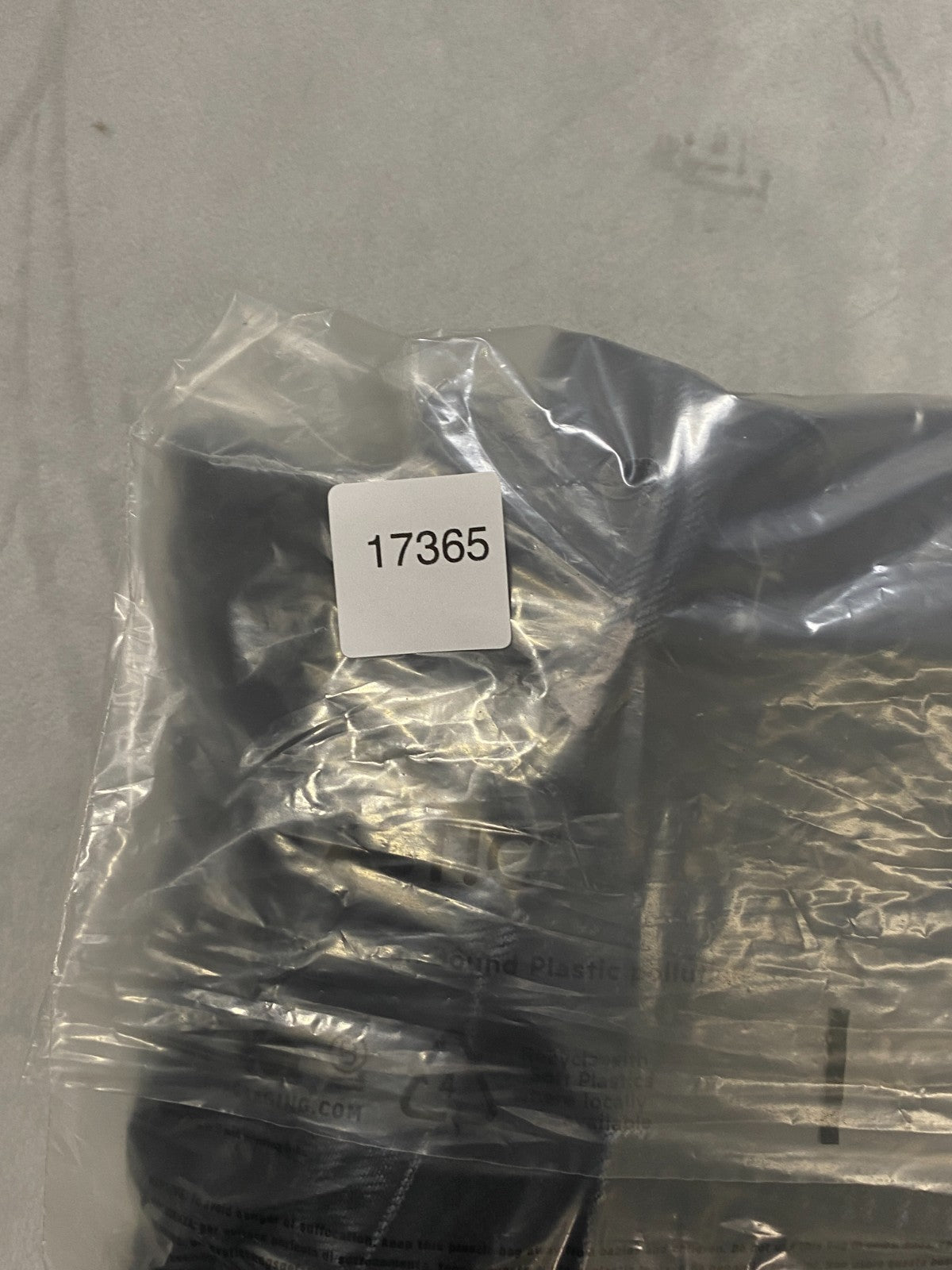Product photograph [circular:e3cb2b810990edb7]