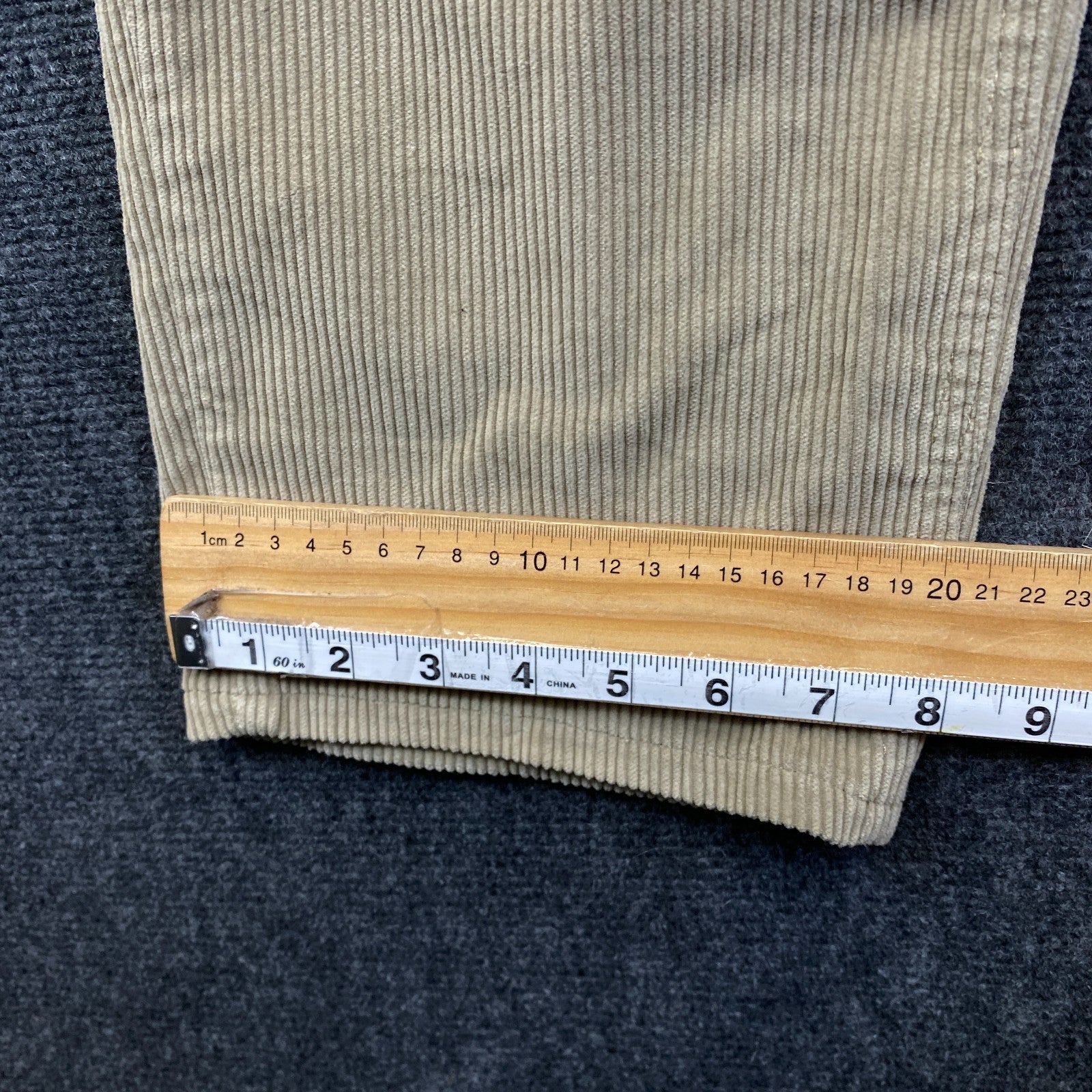 Product photograph [circular:8d4ba1ad09319a93]