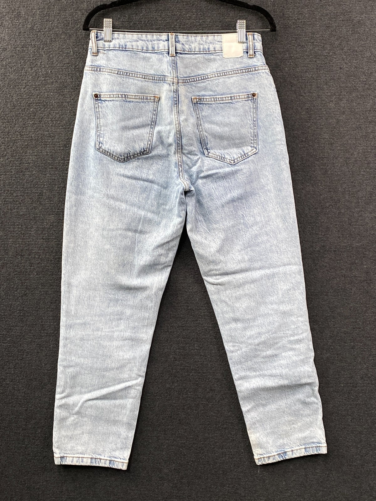 Product photograph [circular:9205dd03253a605a]