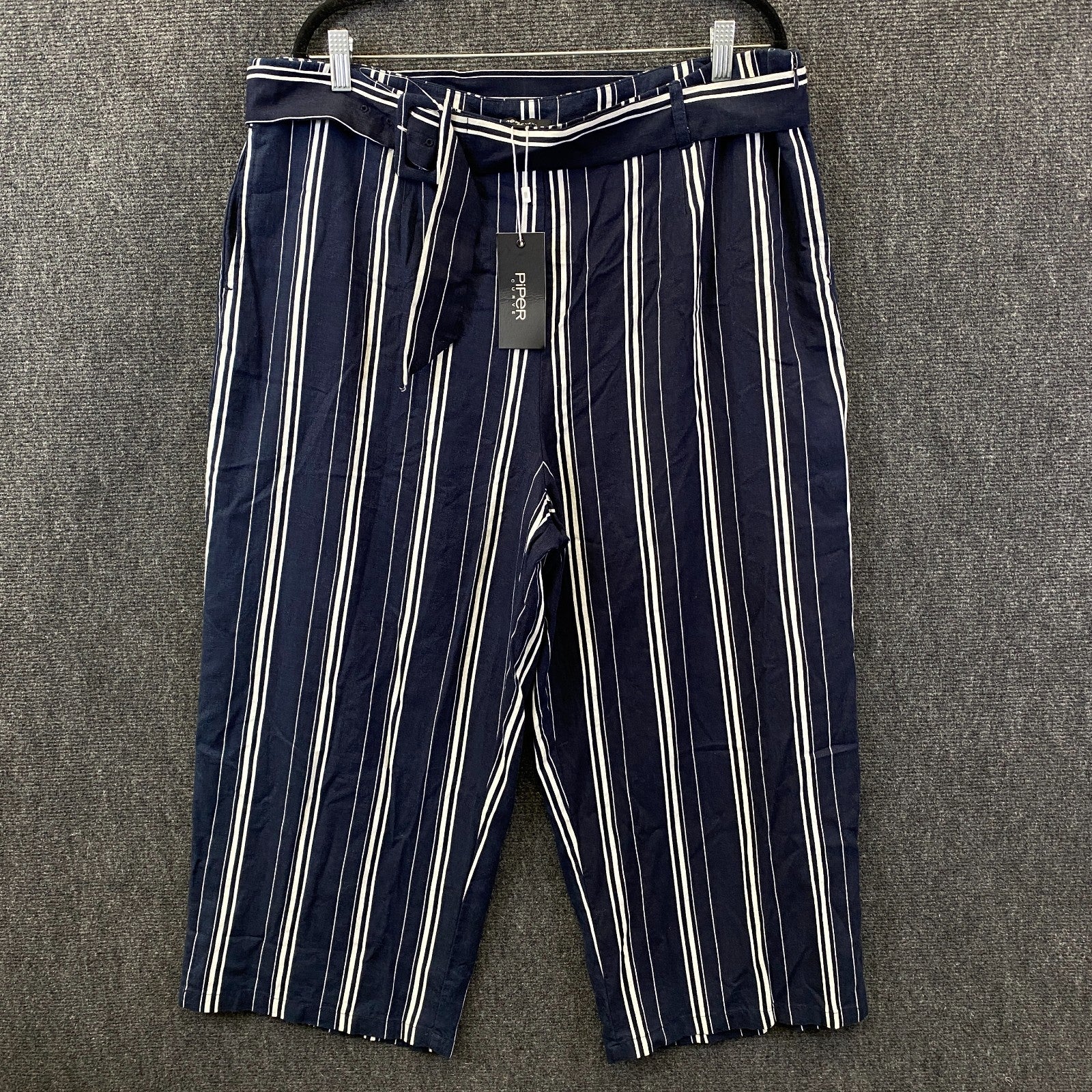 Product photograph [circular:1c3d556b89c21866]