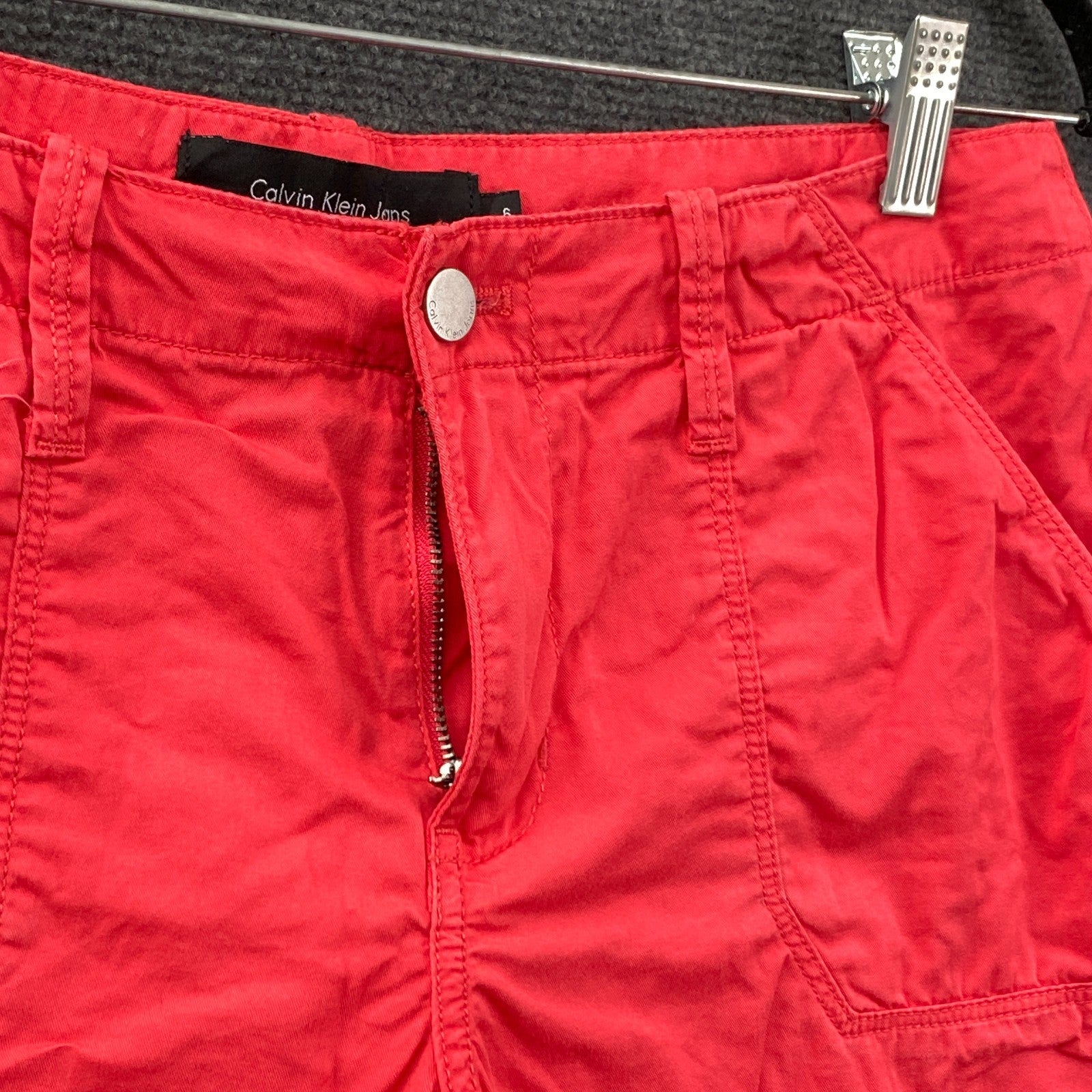 Product photograph [circular:6221cb578bb4be26]