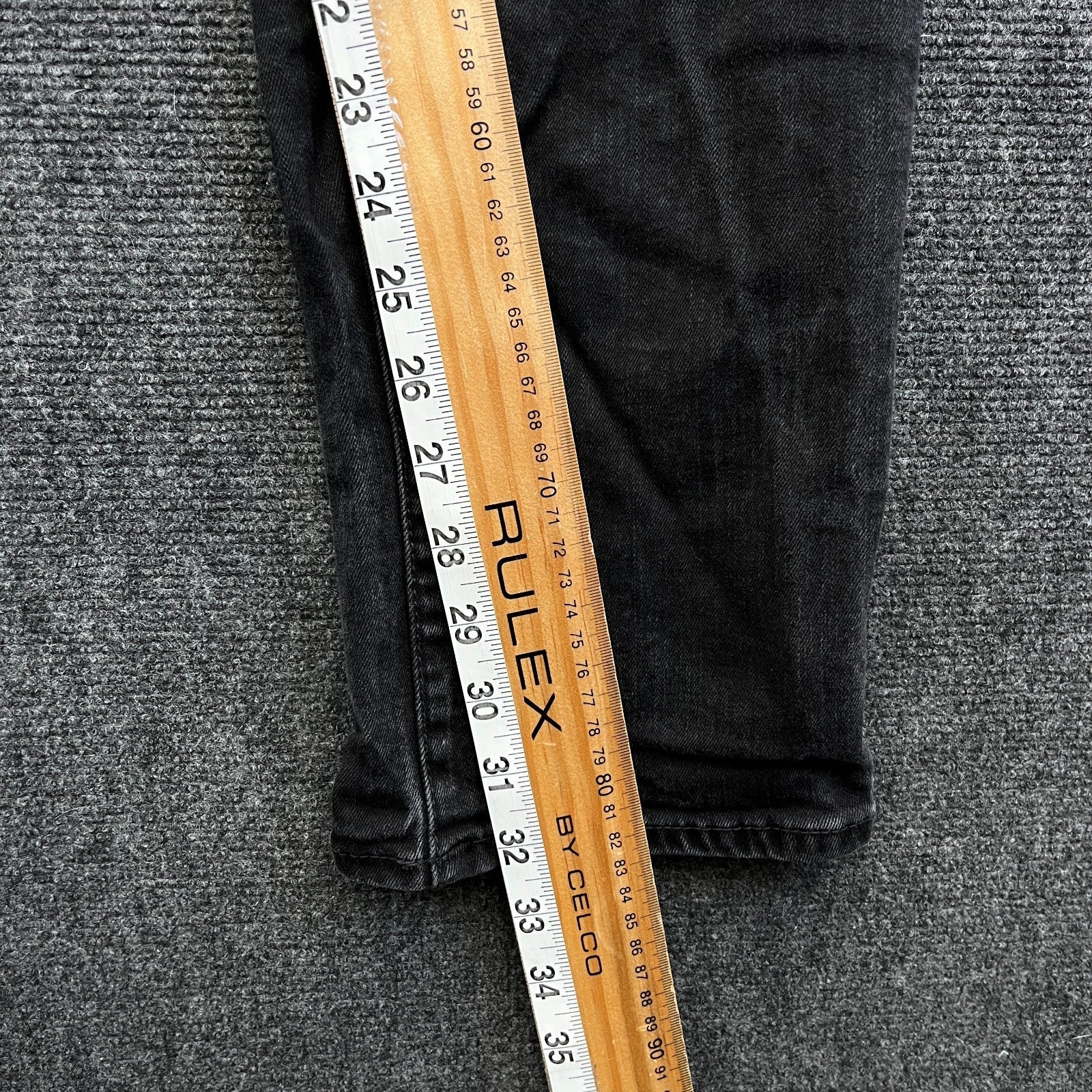 Product photograph [circular:945fc88e1951bf74]