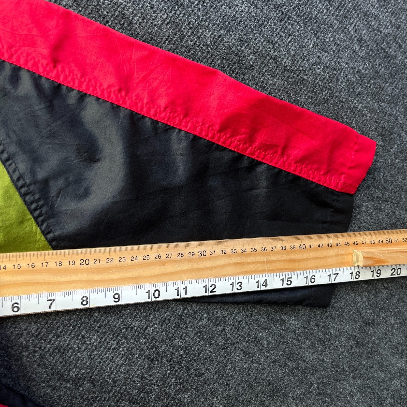 Product photograph [circular:4eb16f5d650e6414]