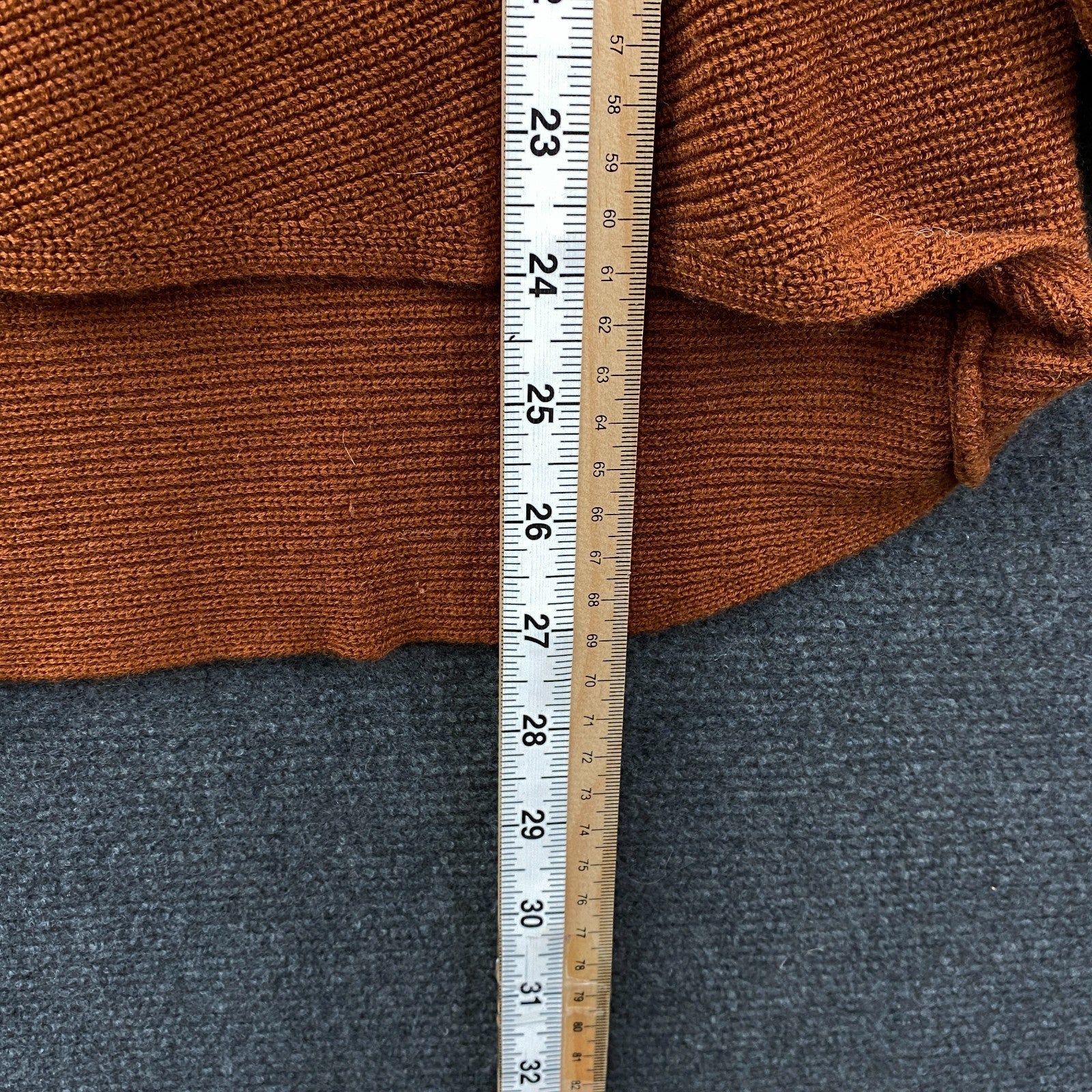 Product photograph [circular:b08de0a03bf17139]