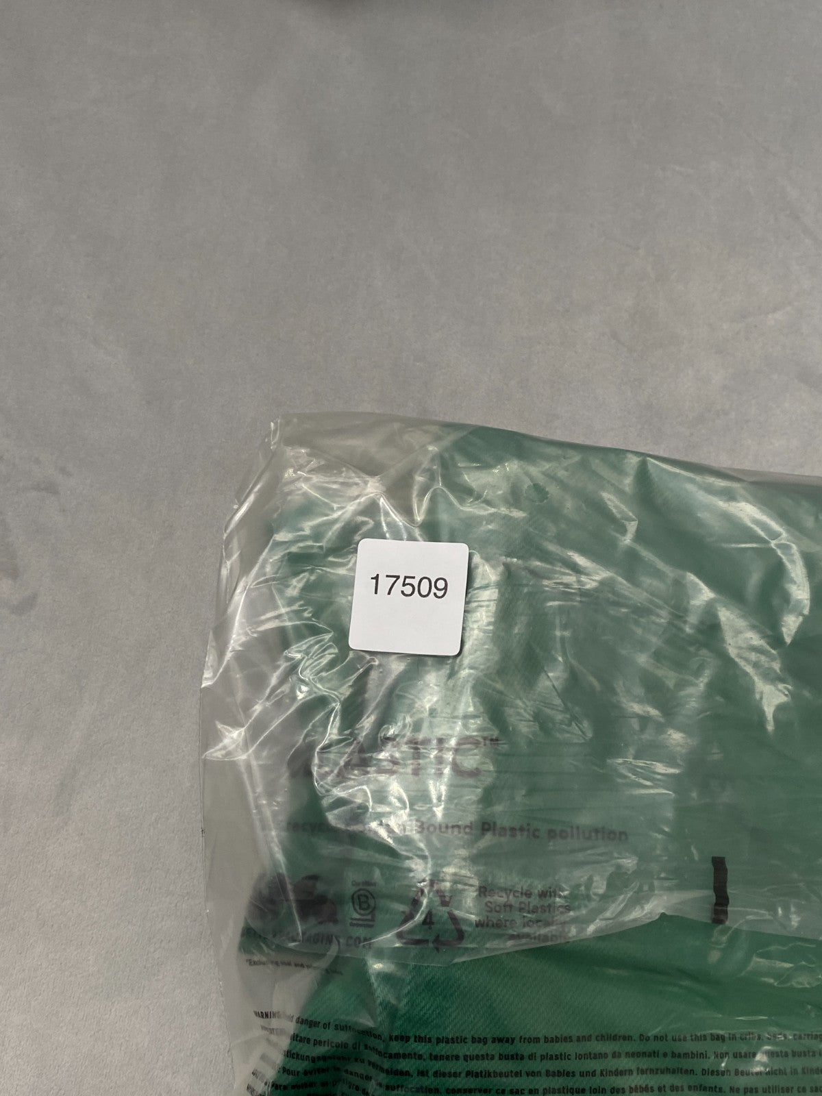 Product photograph [circular:068b1e2af12c9d45]