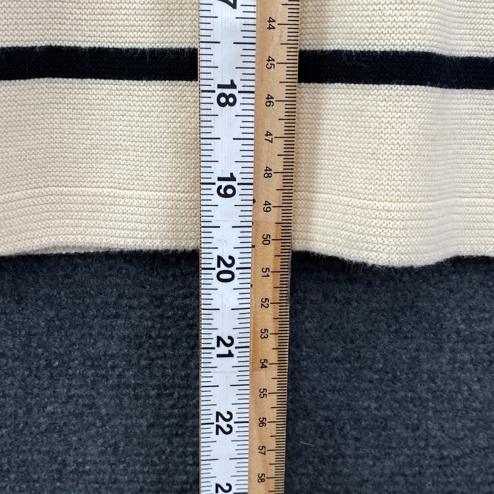 Product photograph [circular:9716f0f530300154]