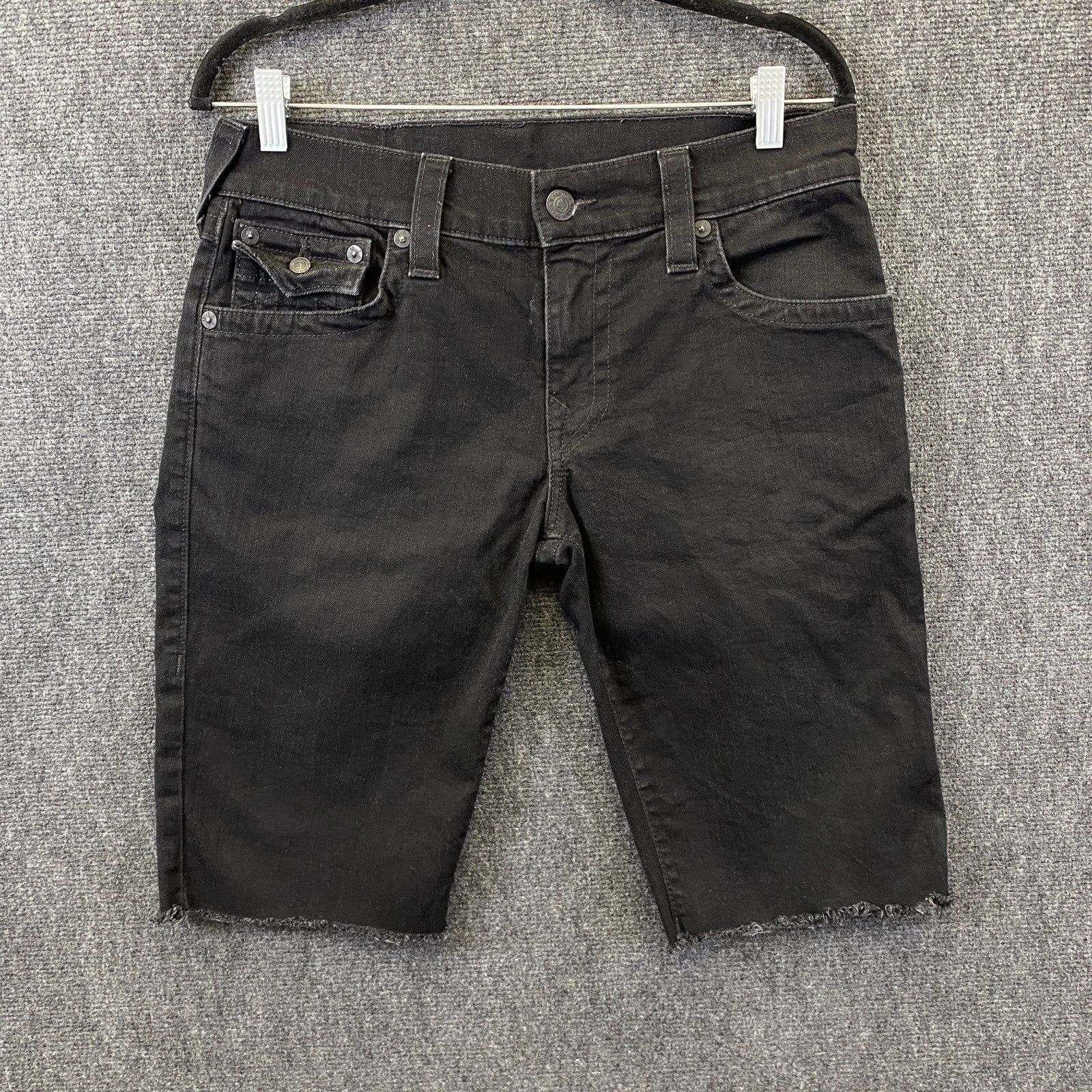 Product photograph [circular:bb448335e1839b39]