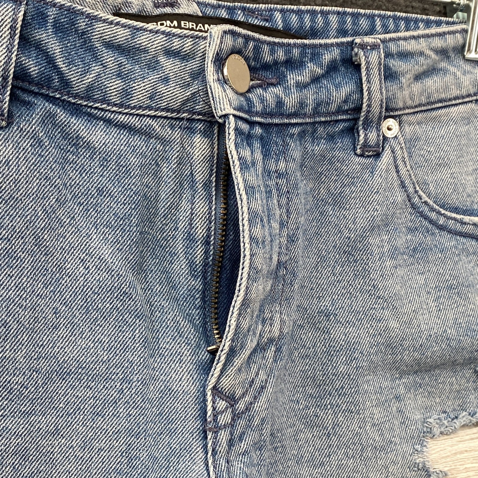 Product photograph [circular:658d2d28554a3855]