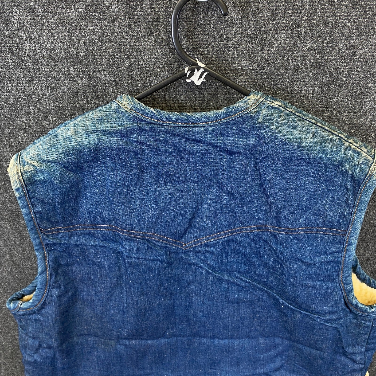 Product photograph [circular:6e7bc25b50b7950b]