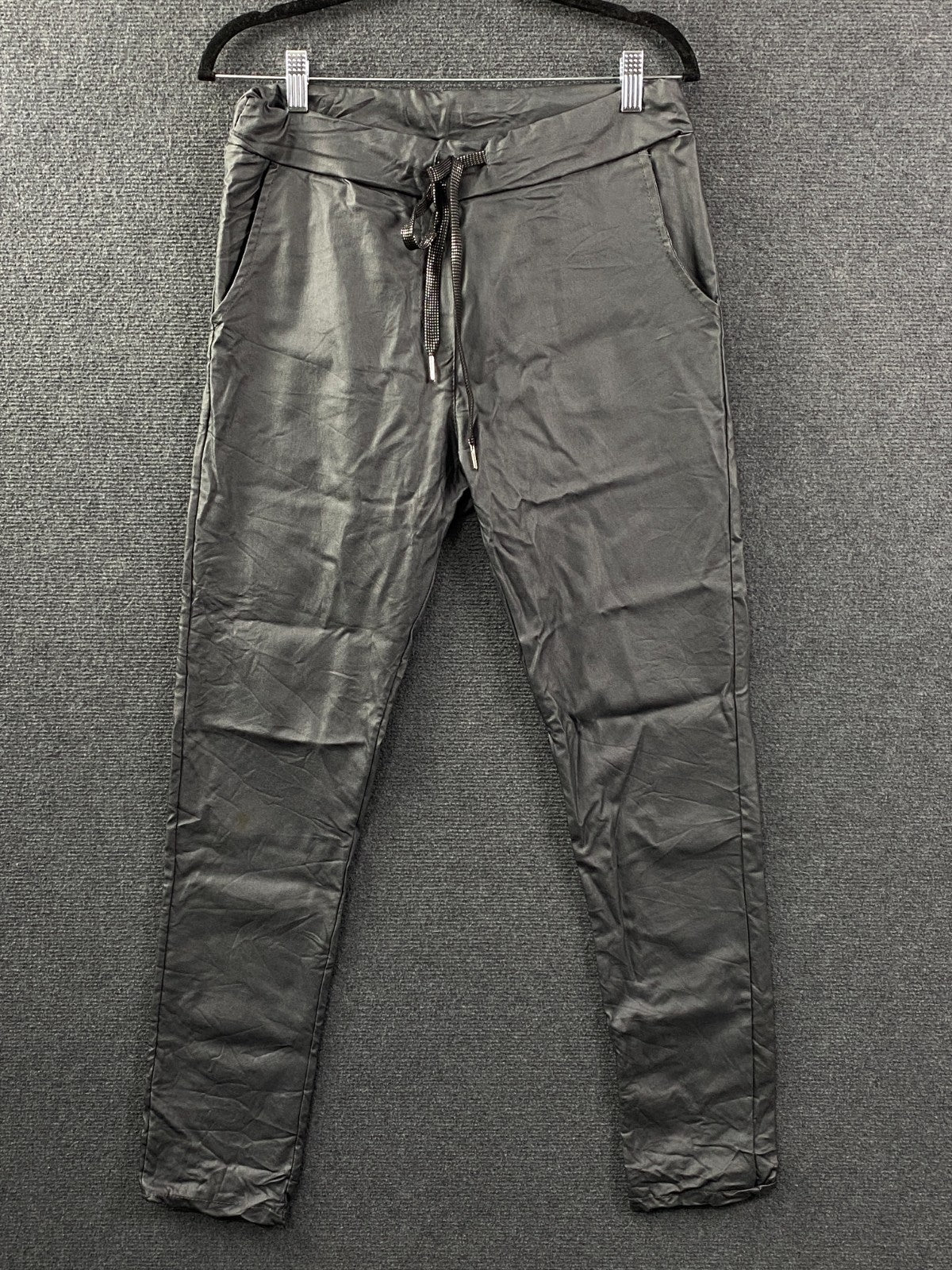 Product photograph [circular:b11f07dd338d7d0c]