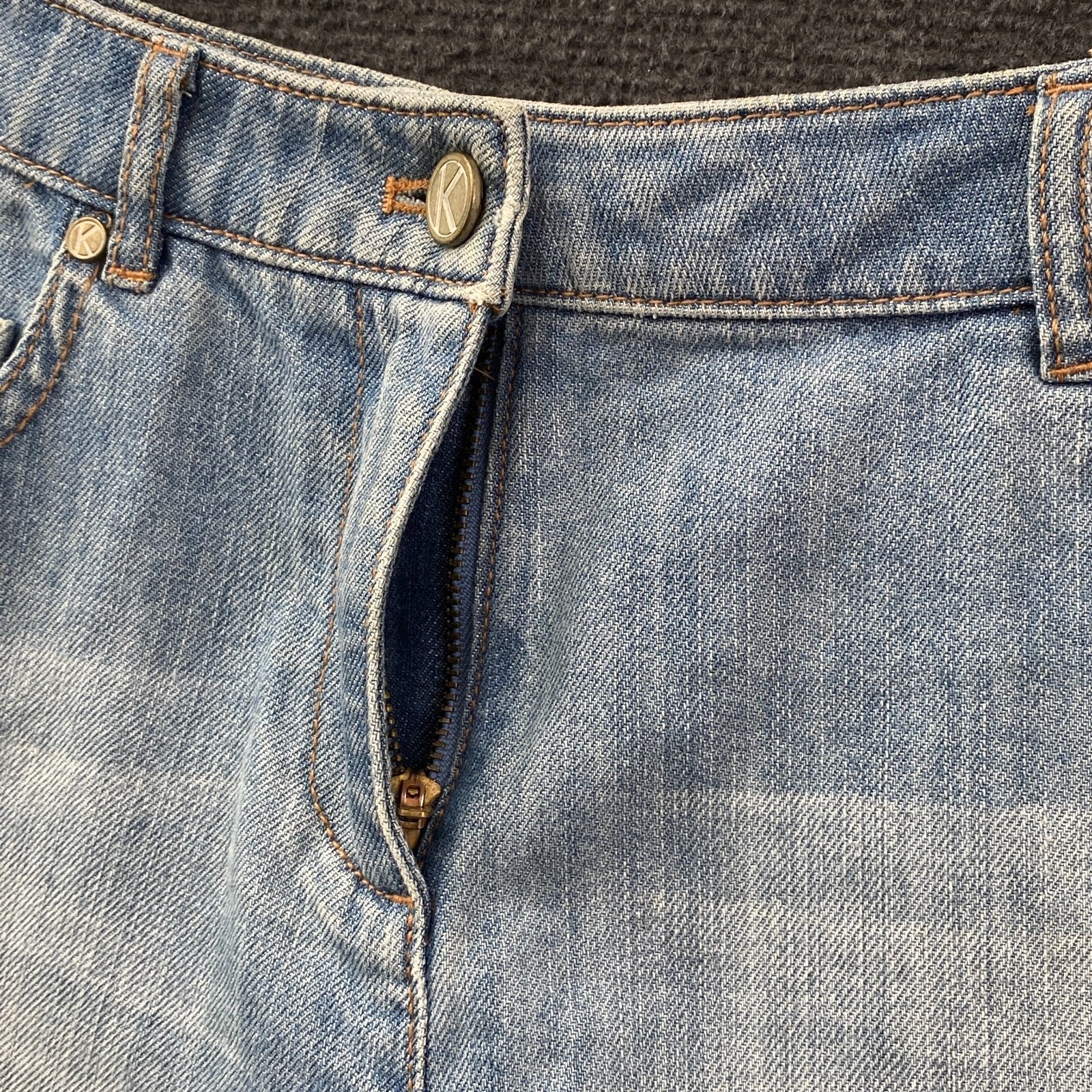 Product photograph [circular:9f348be5d5c0e6af]