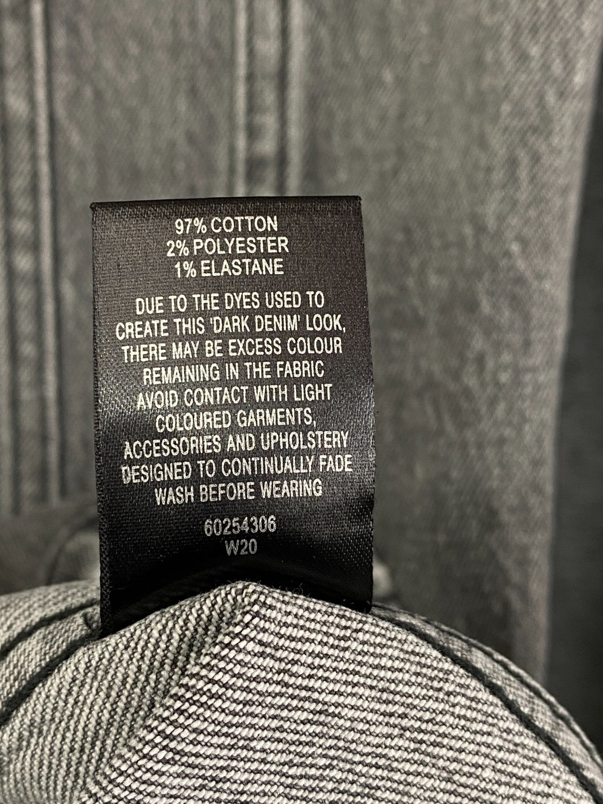 Product photograph [circular:f73274d5548d3460]