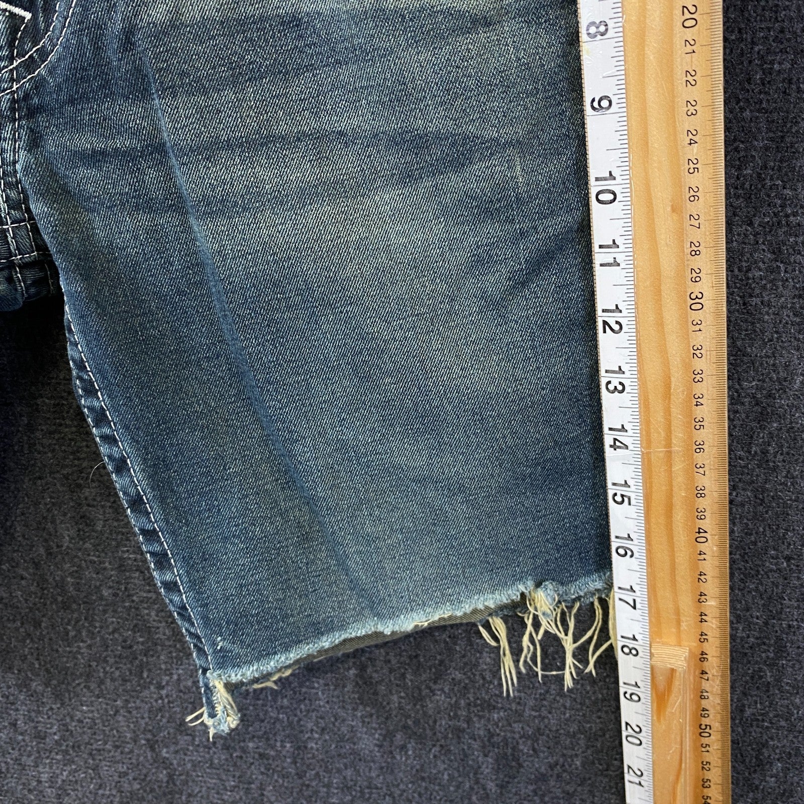 Product photograph [circular:982d9e892229437f]