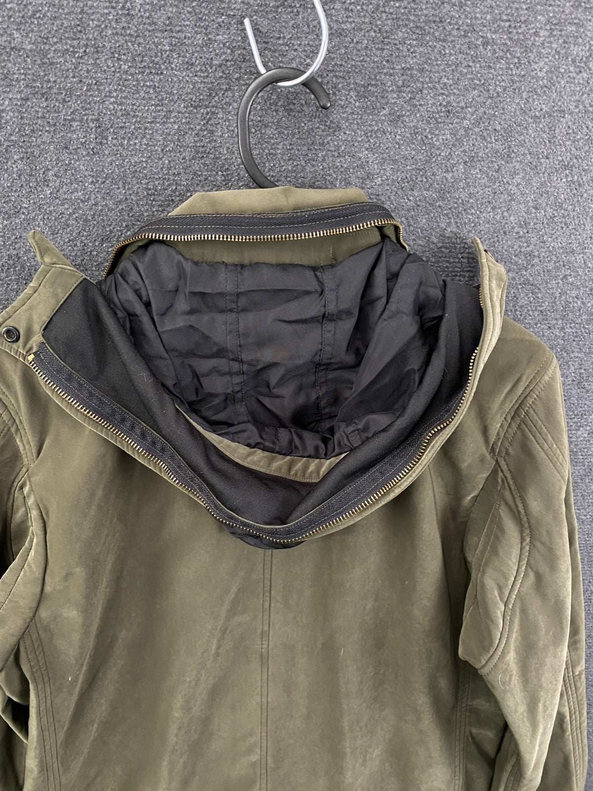 Product photograph [circular:b8b1e96bc8048686]