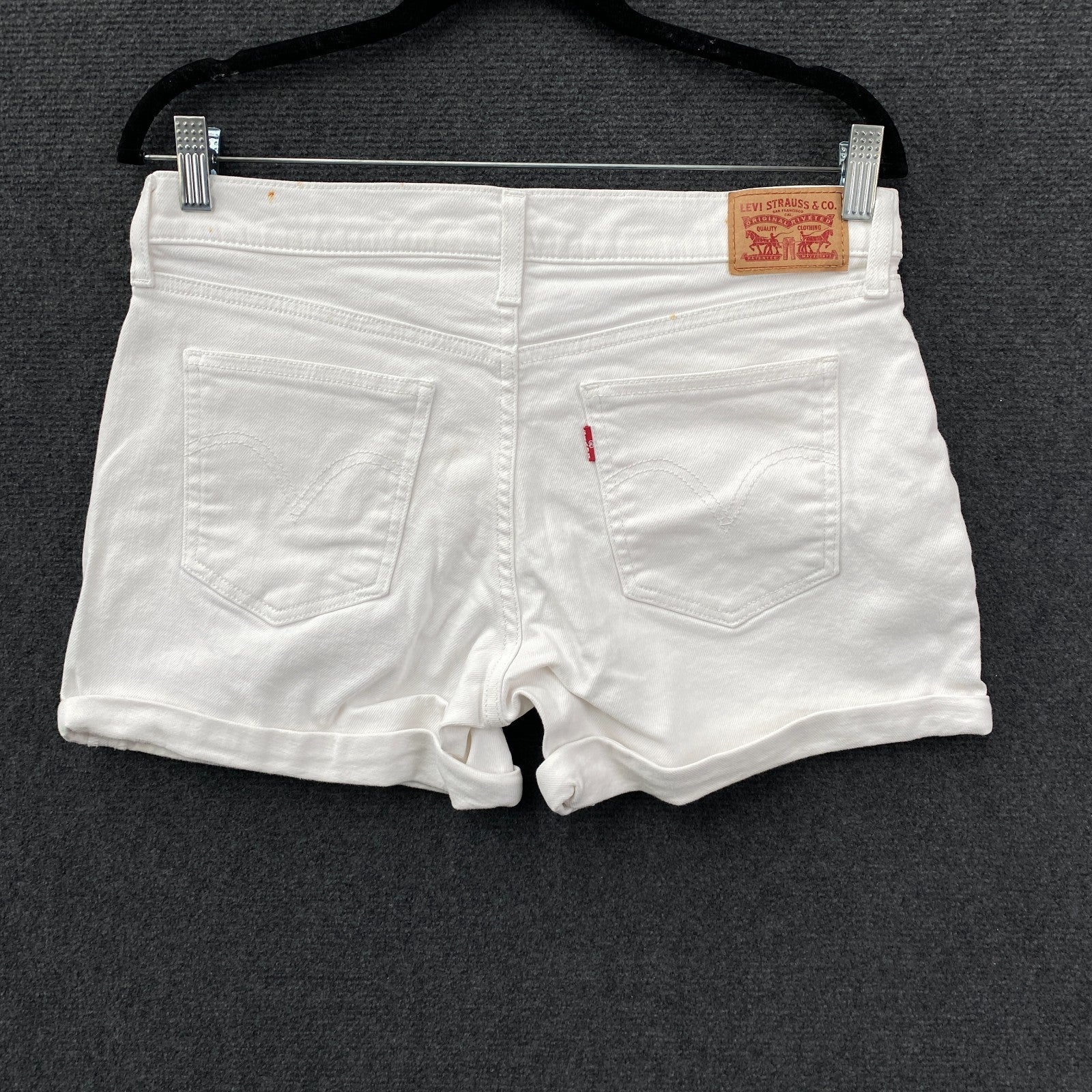 Product photograph [circular:4d0bed36506bf4b0]