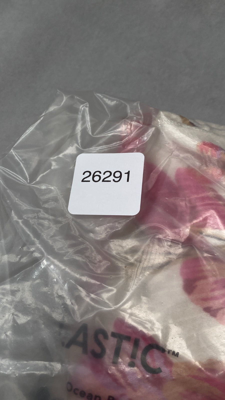 Product photograph [circular:fe43d457ef0e1221]