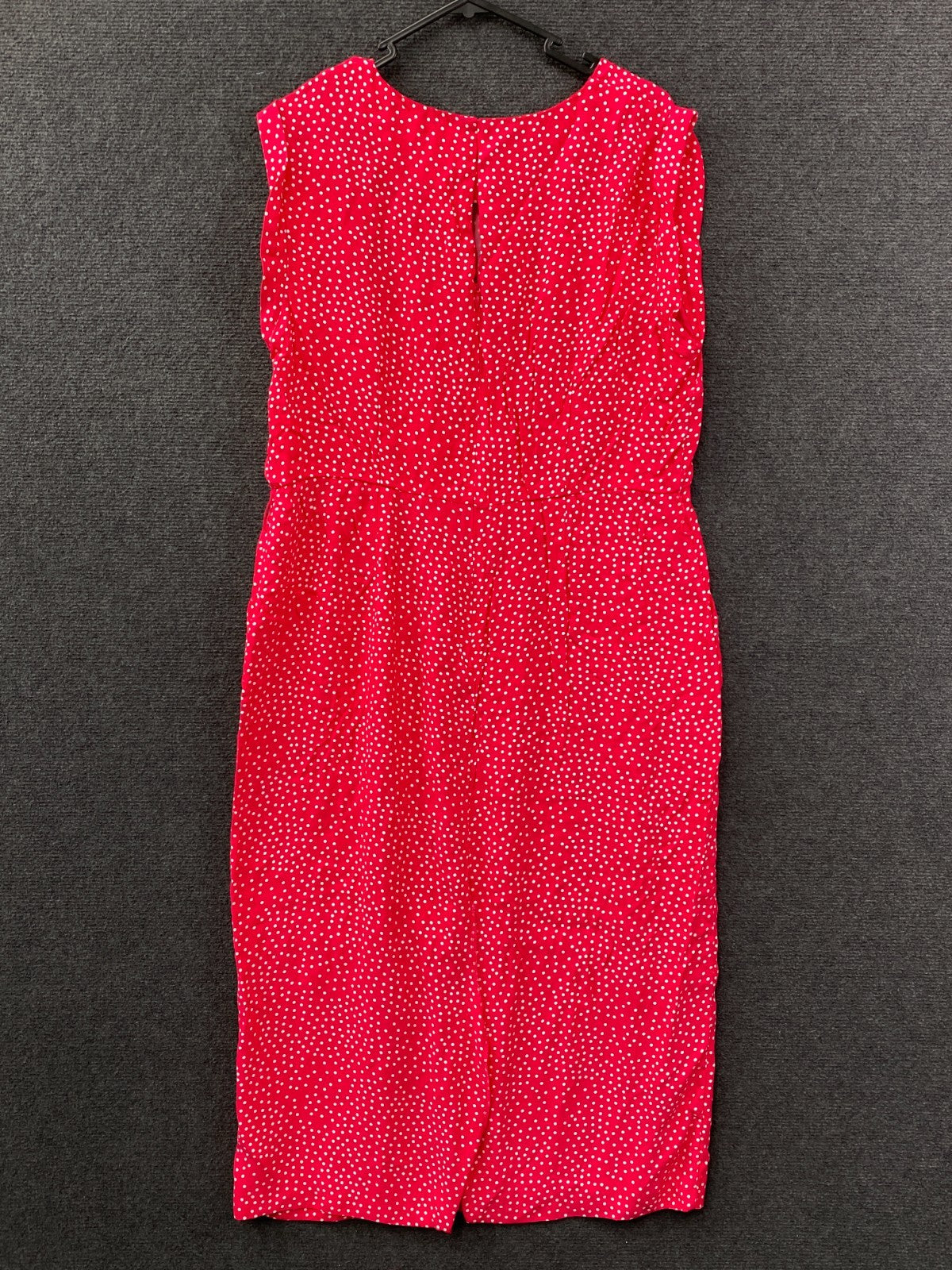 Product photograph [circular:f54089fc08969f07]