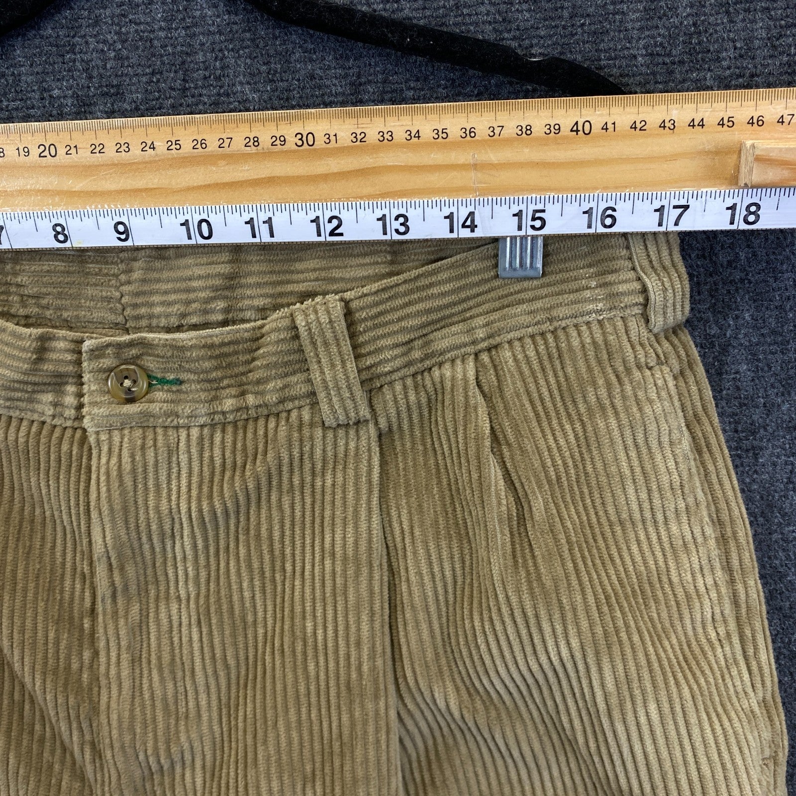 Product photograph [circular:142786370a11ad56]