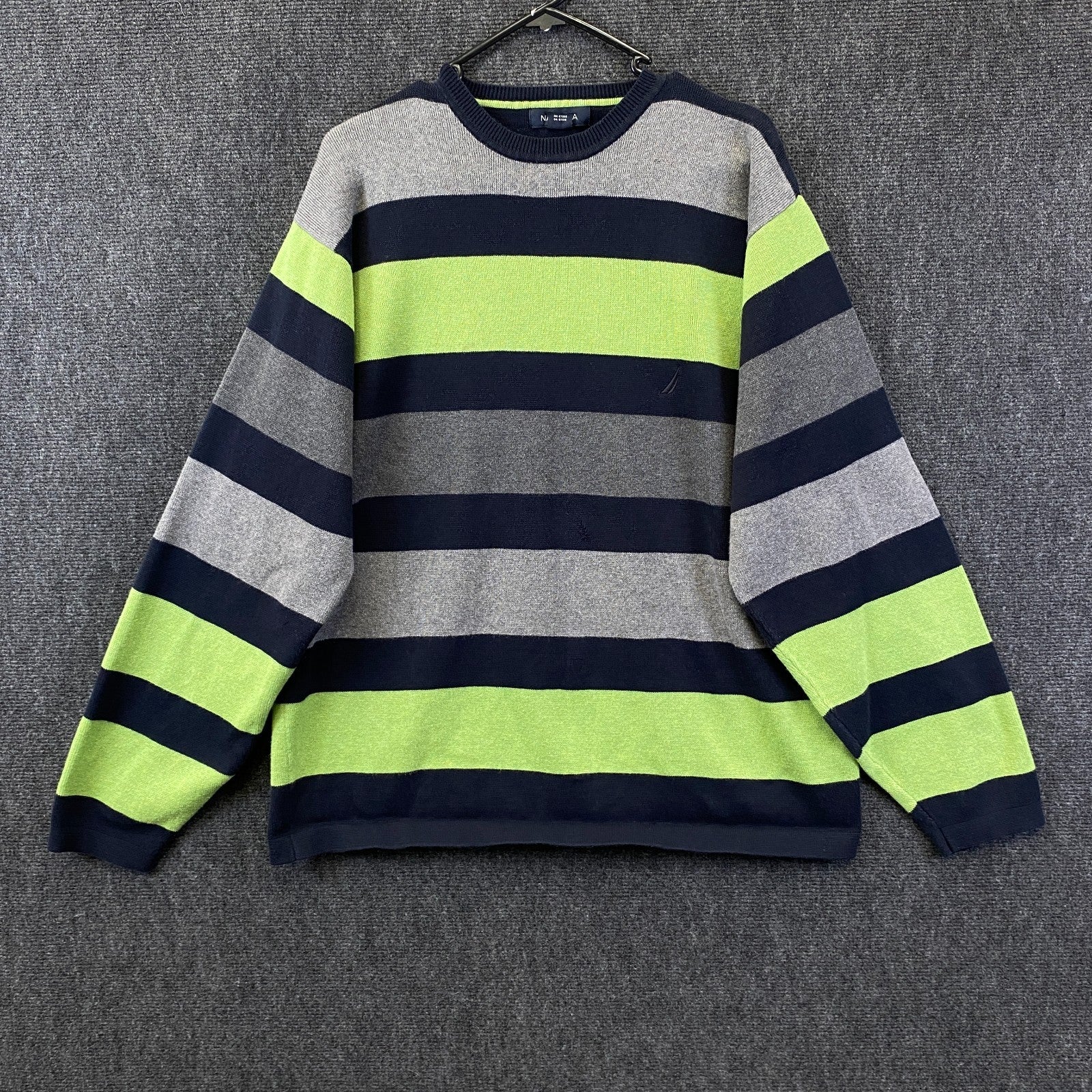 Product photograph [circular:eb09903094364d37]