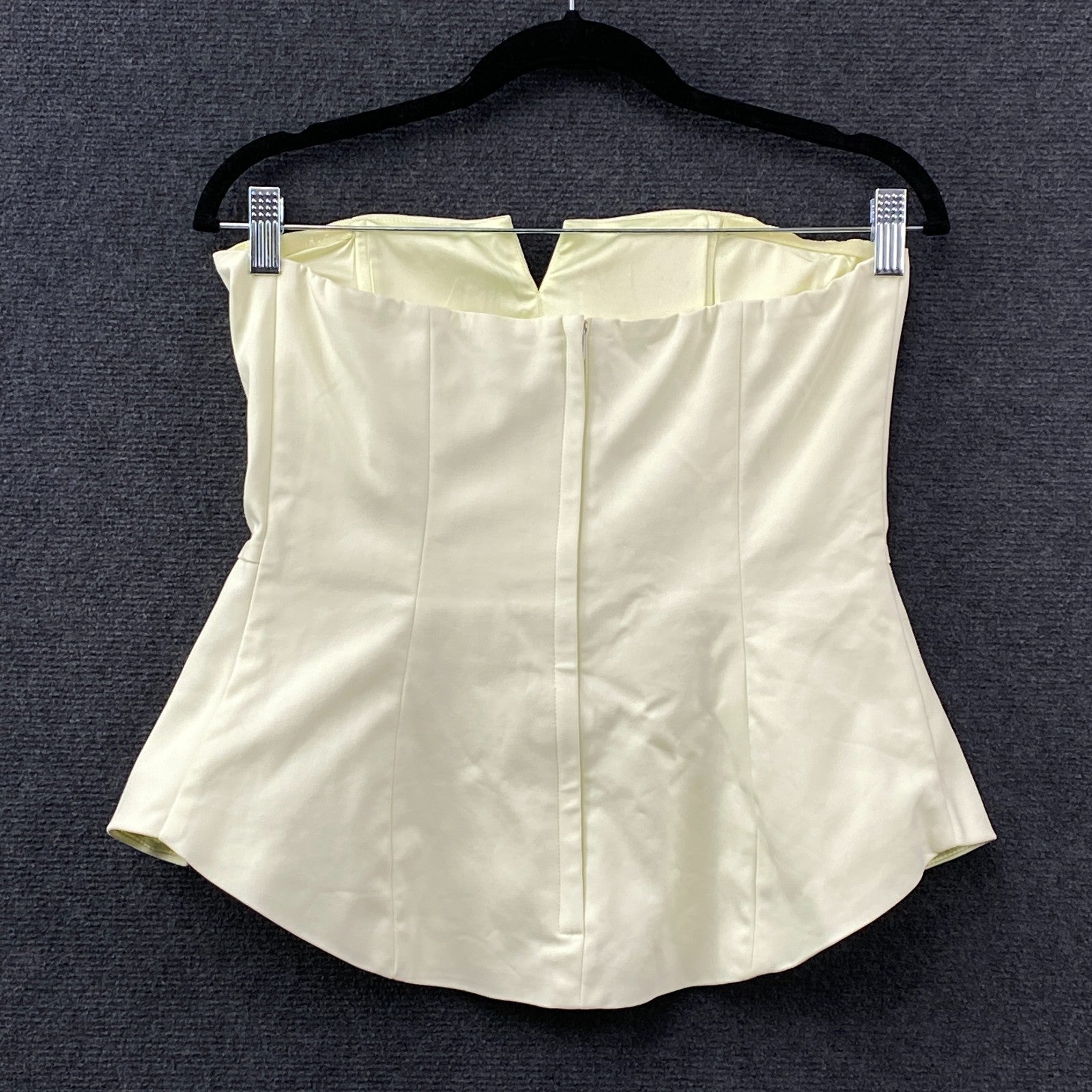 Product photograph [circular:f89d2e22e8c70381]