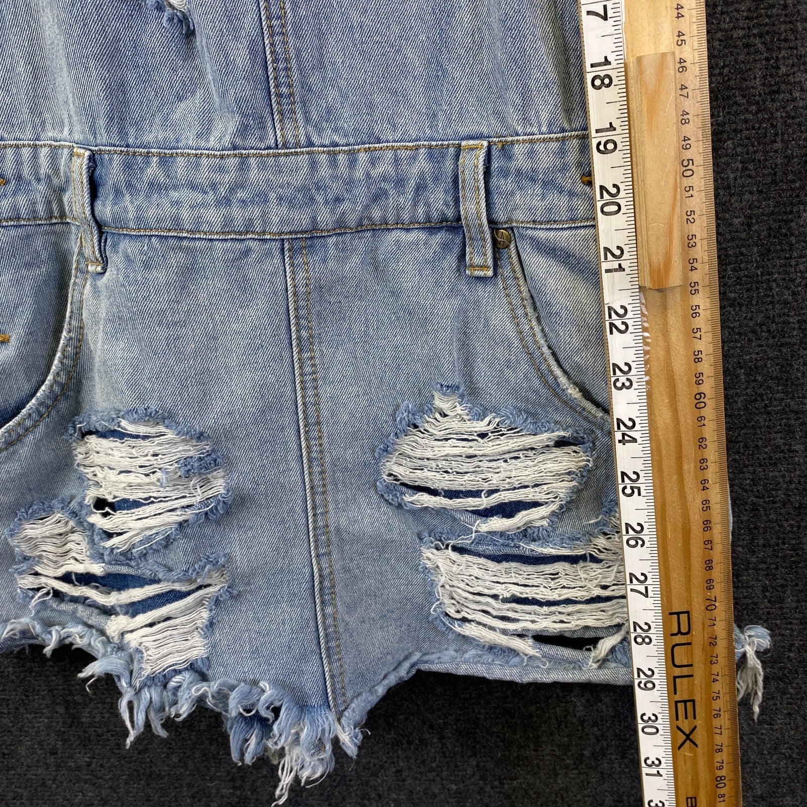 Product photograph [circular:fa876cf0e246881c]