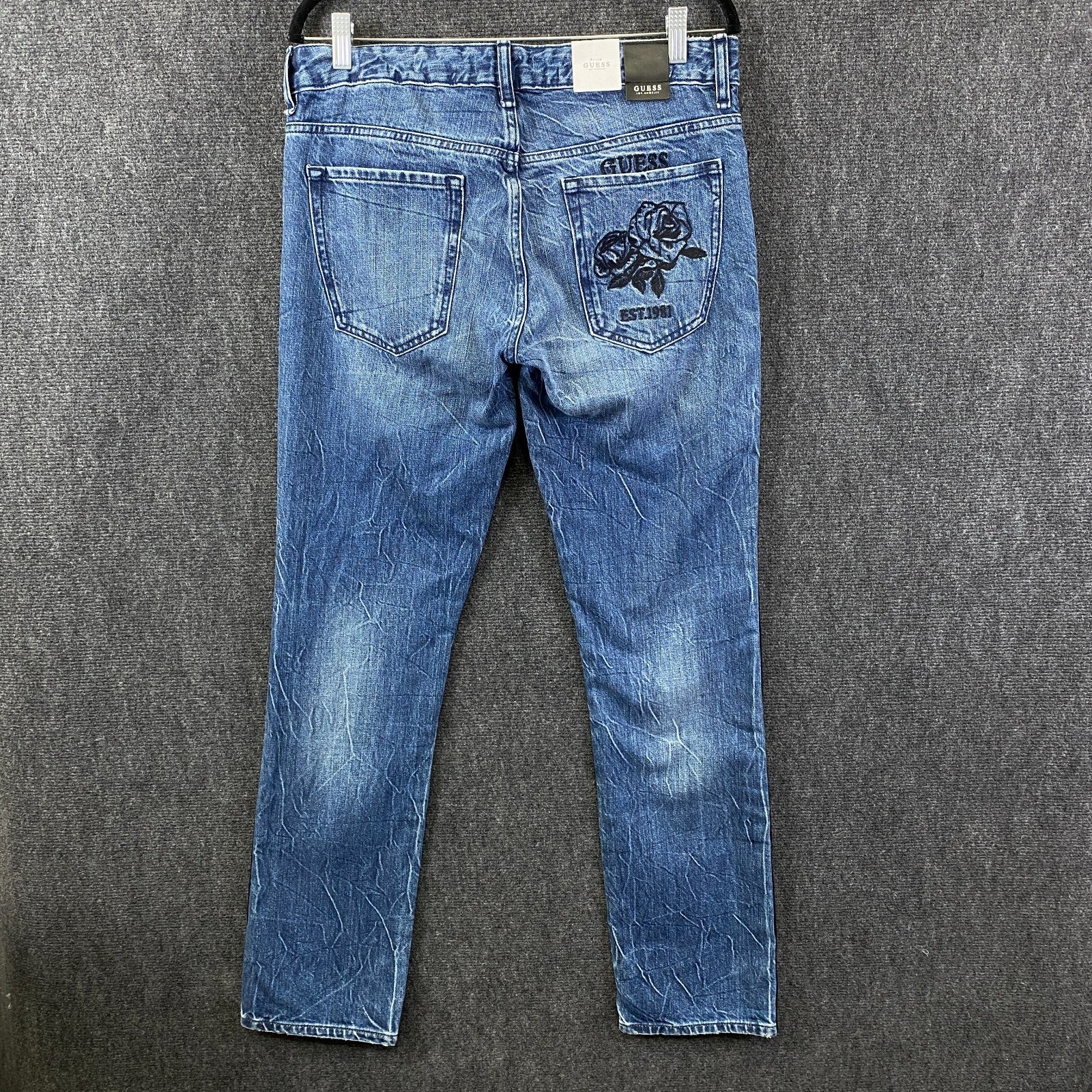 Product photograph [circular:44ff69264a30e3f9]