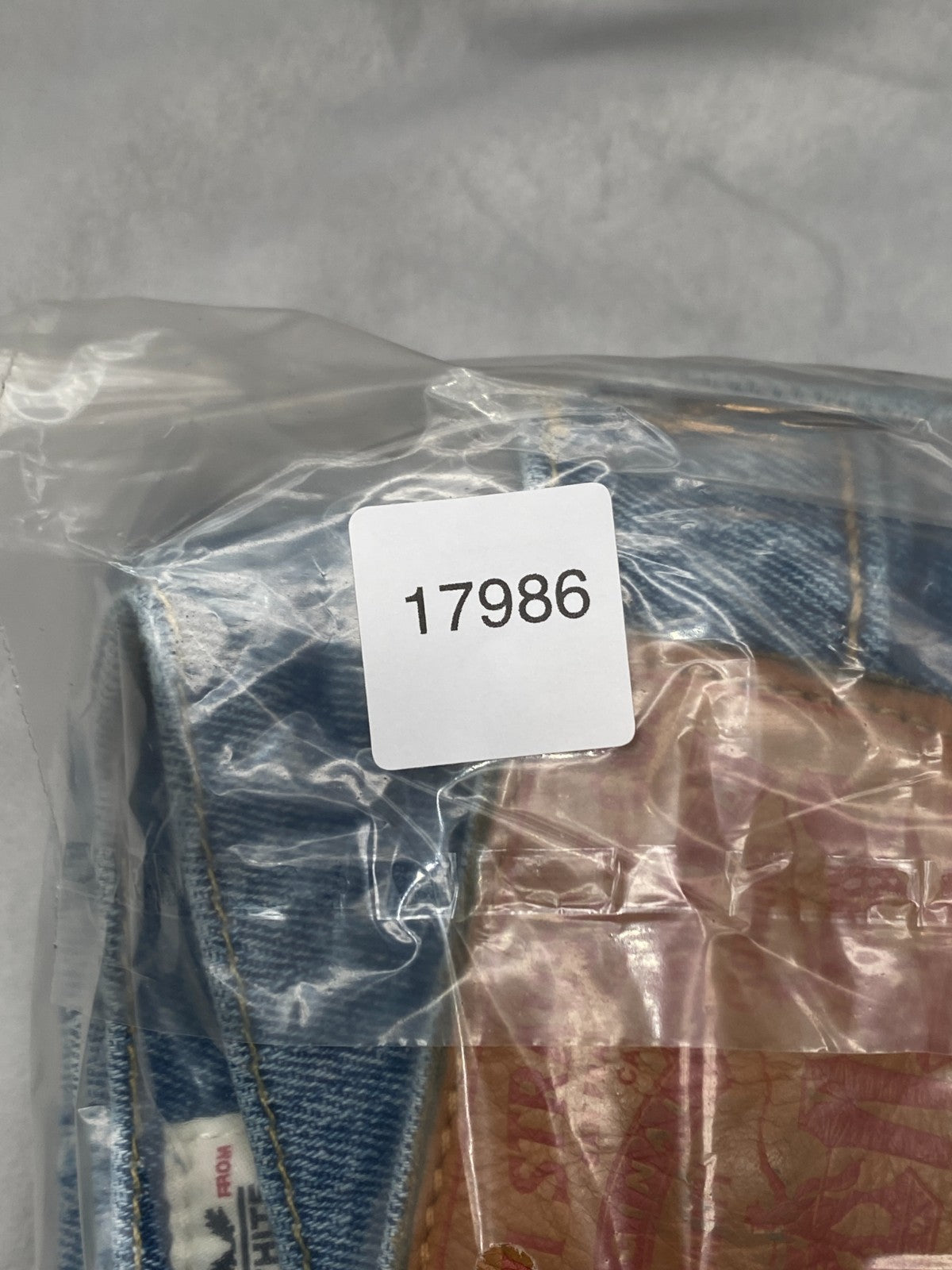 Product photograph [circular:ec295d17afc66264]