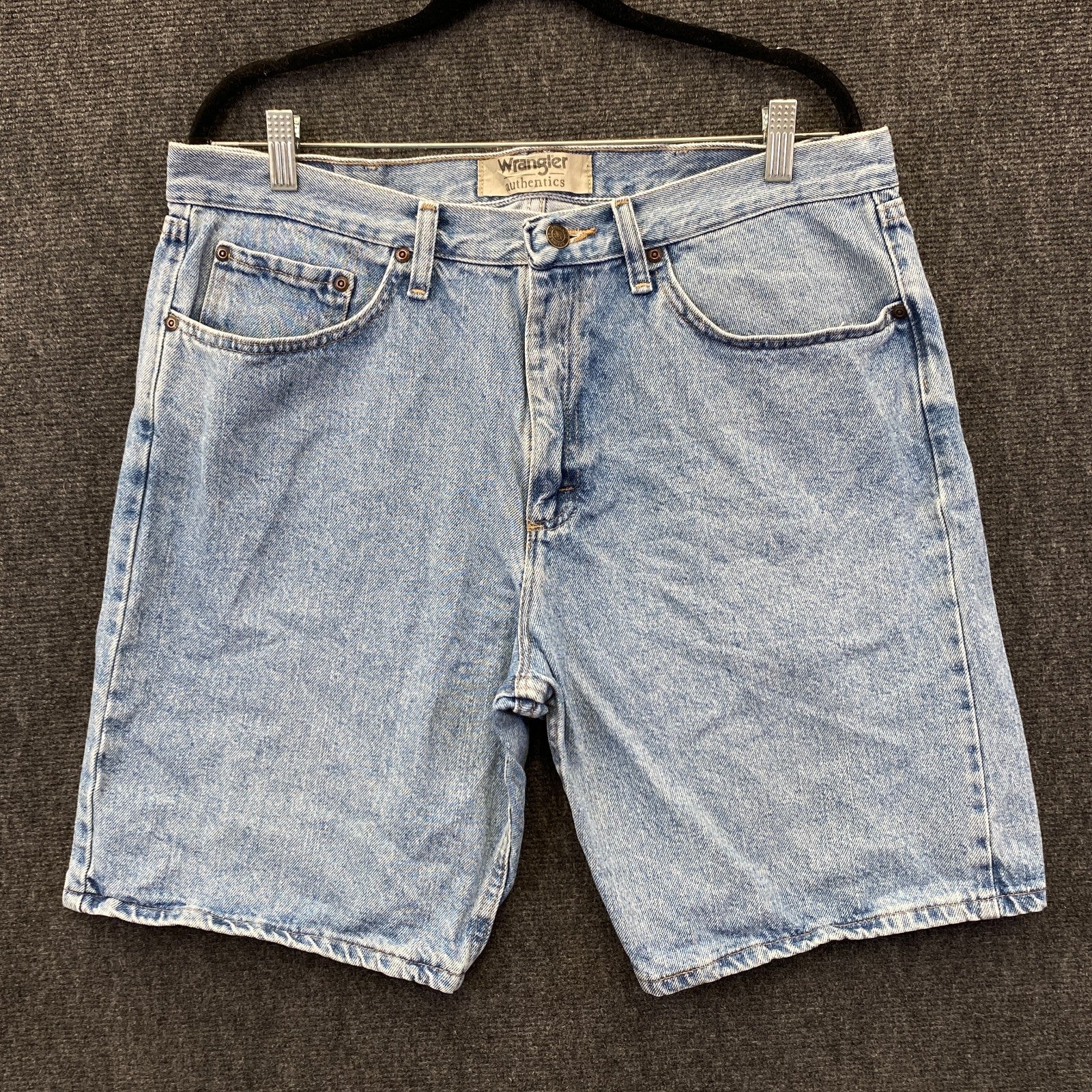 Product photograph [circular:870f08601a7af7ed]