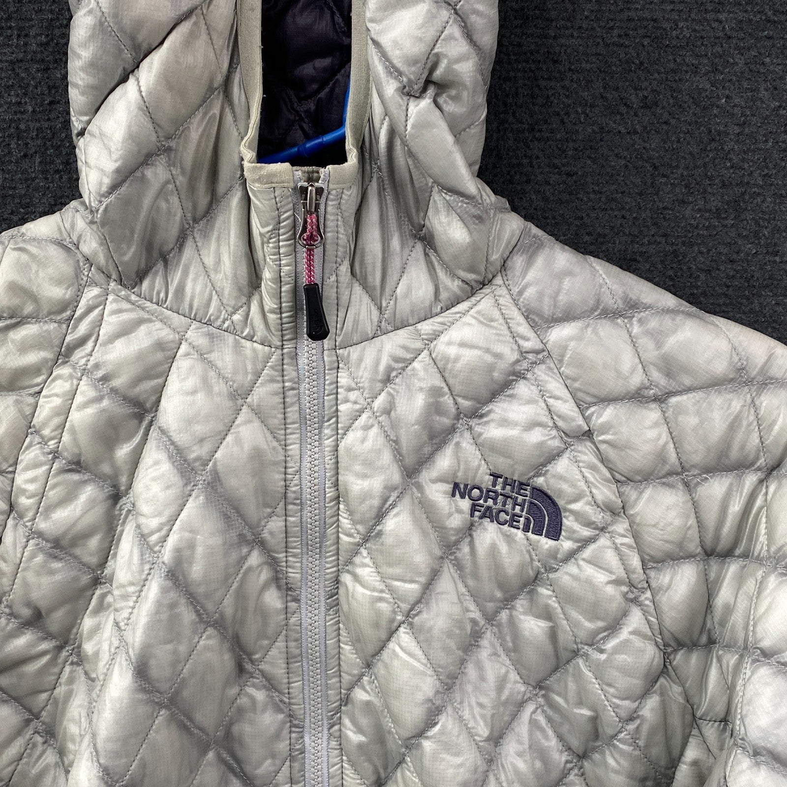 Product photograph [circular:b7bd2b2cfec56837]