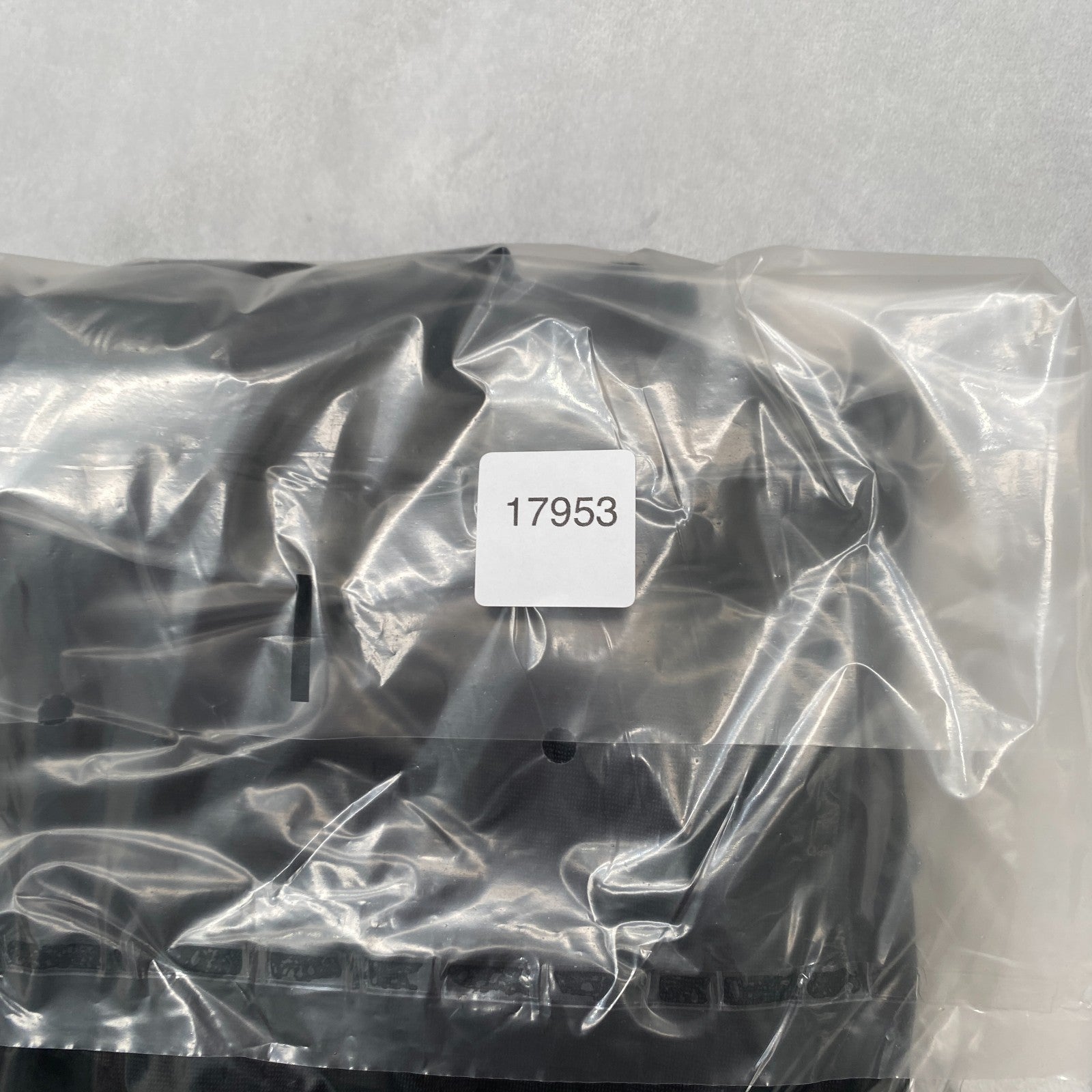 Product photograph [circular:b51f9a8099c6f494]