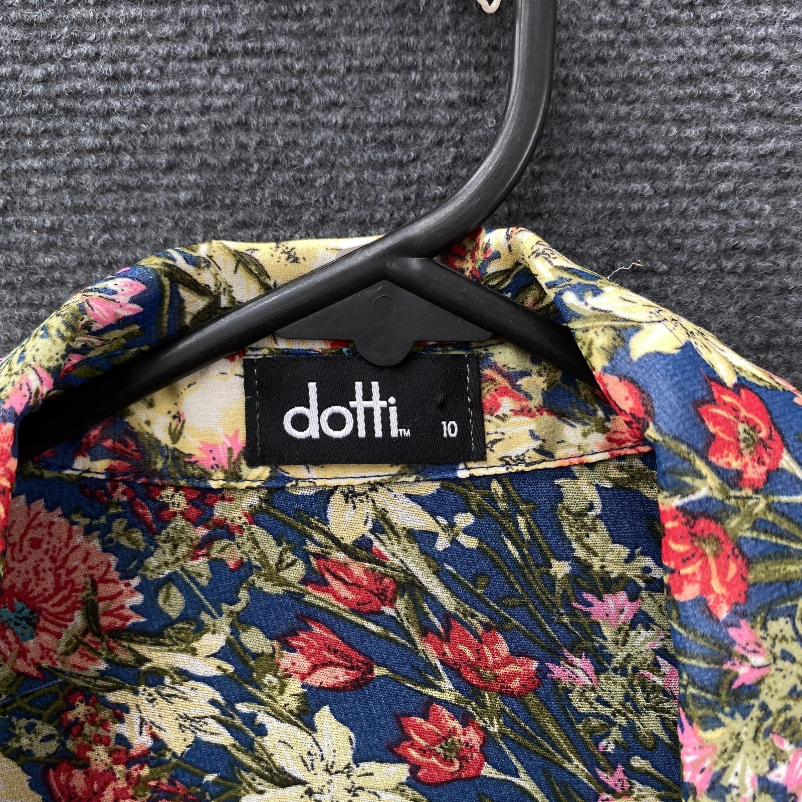 Product photograph [circular:06cdb7836e19cb5c]