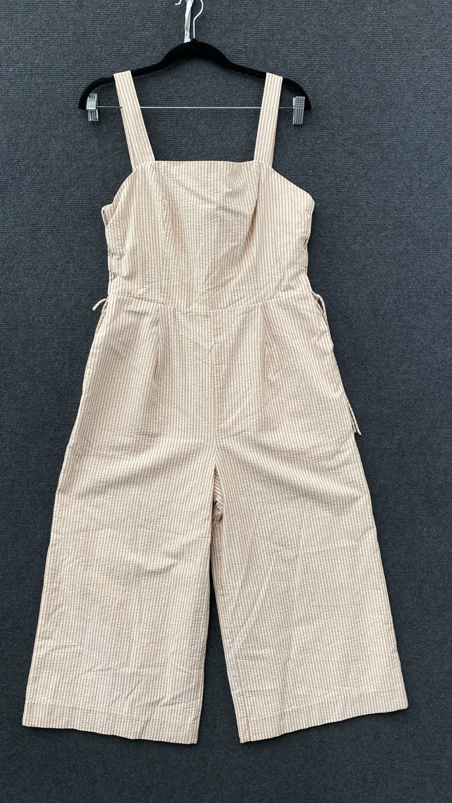 Product photograph [circular:fb84785c57d5ca7c]