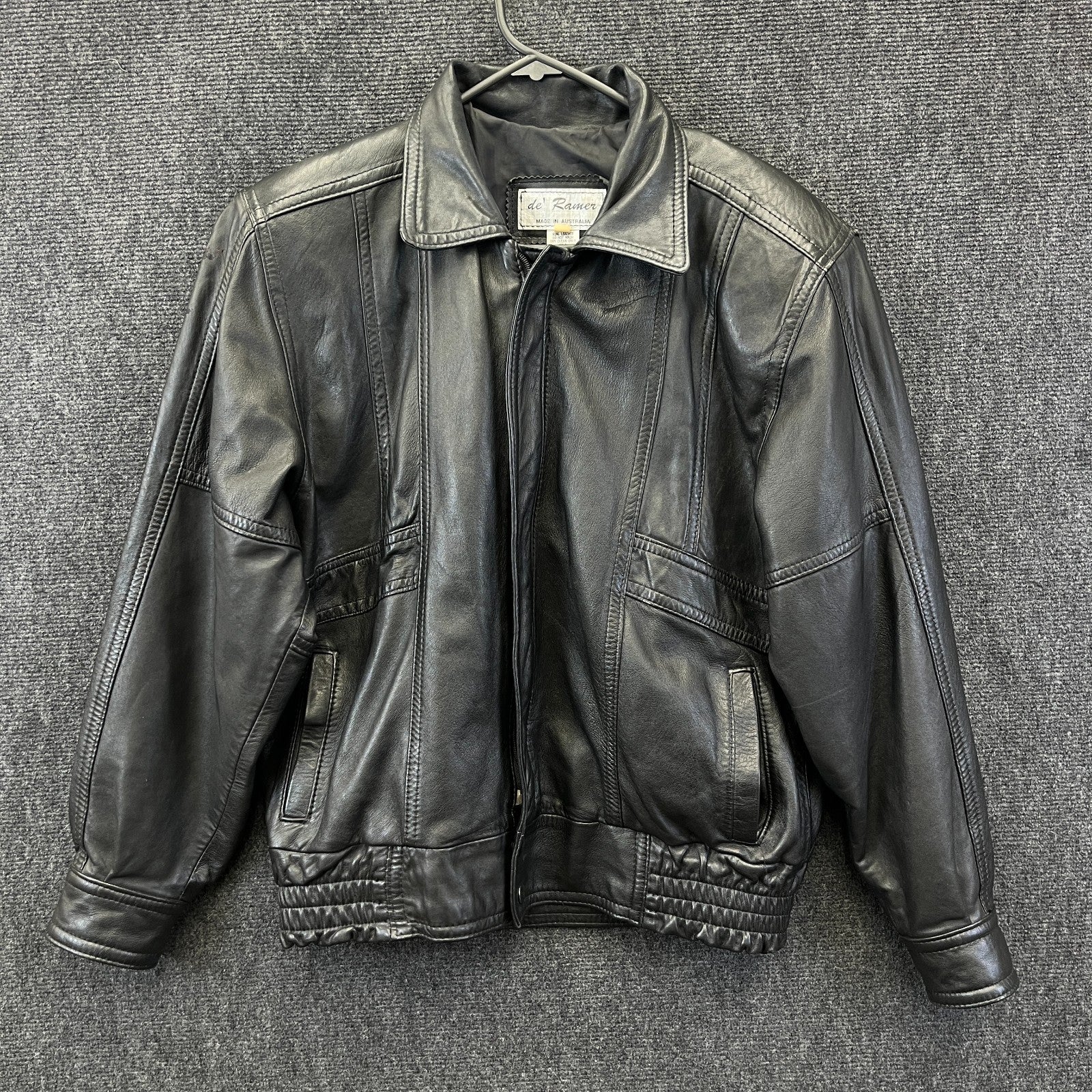 Product photograph [circular:126aae7474b2612c]